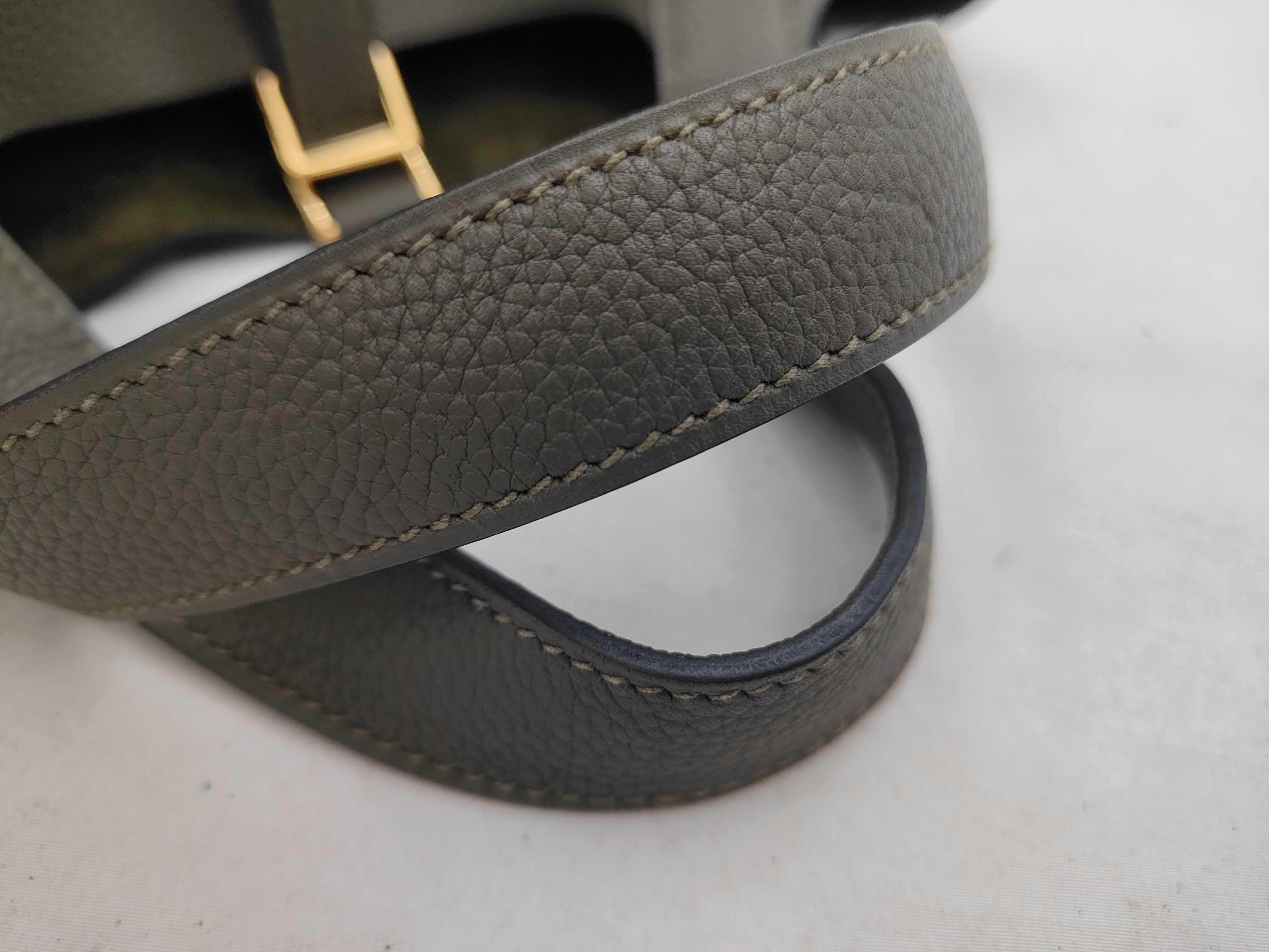 Picotin Lock 18 PM Taurillon Maurice Lichen Gold Hardware Y:2020 Handbag — view 4