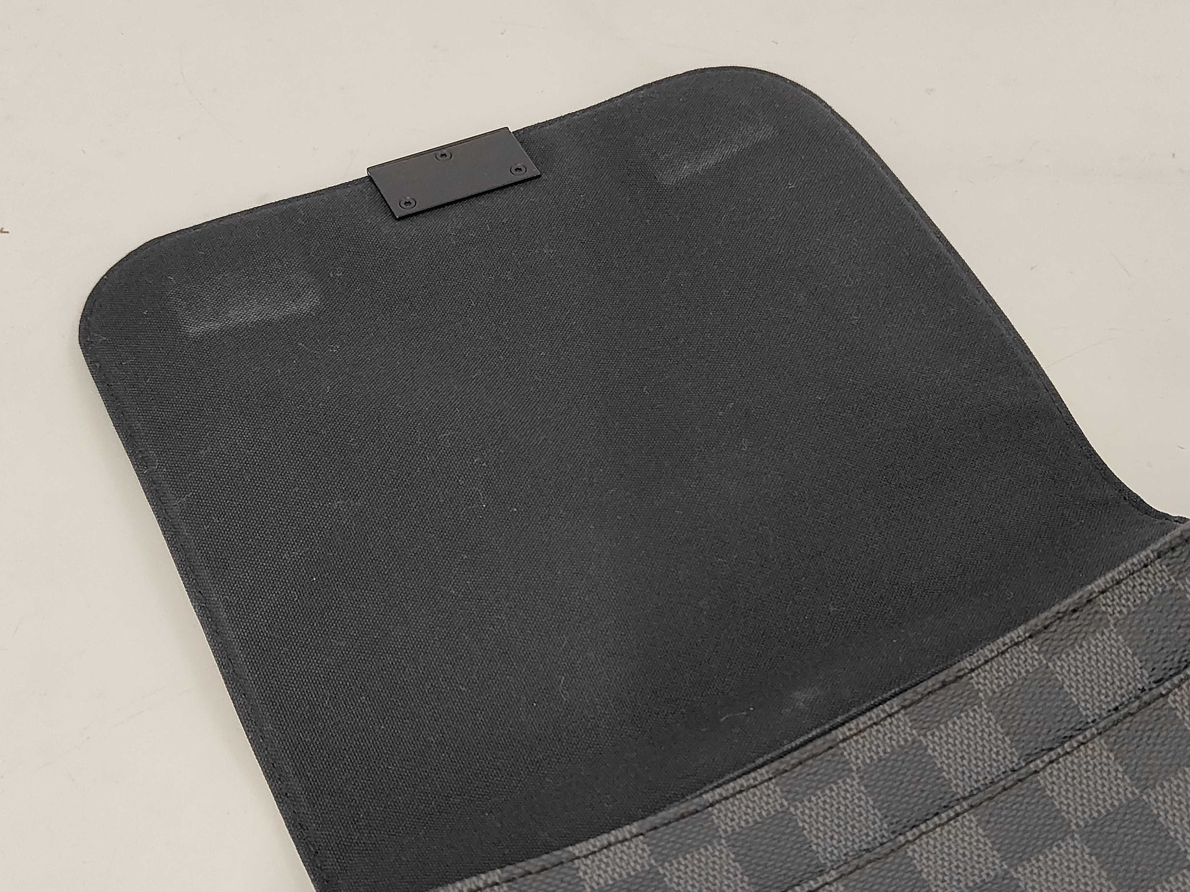 District PM Shoulder Bag, Damier Graphite, N41260 (Shoulder Bag) — view 10