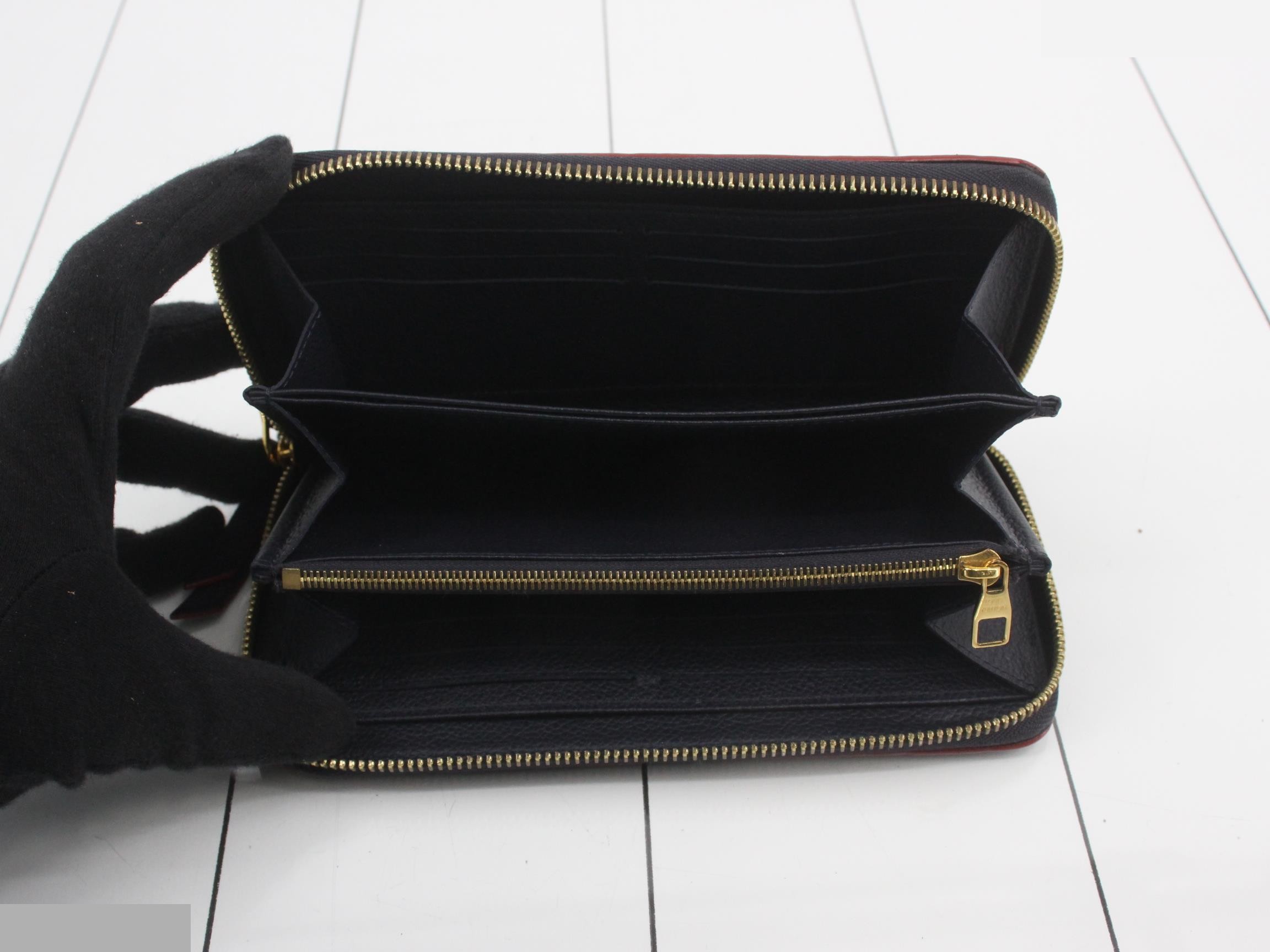 Zippy Wallet — view 4