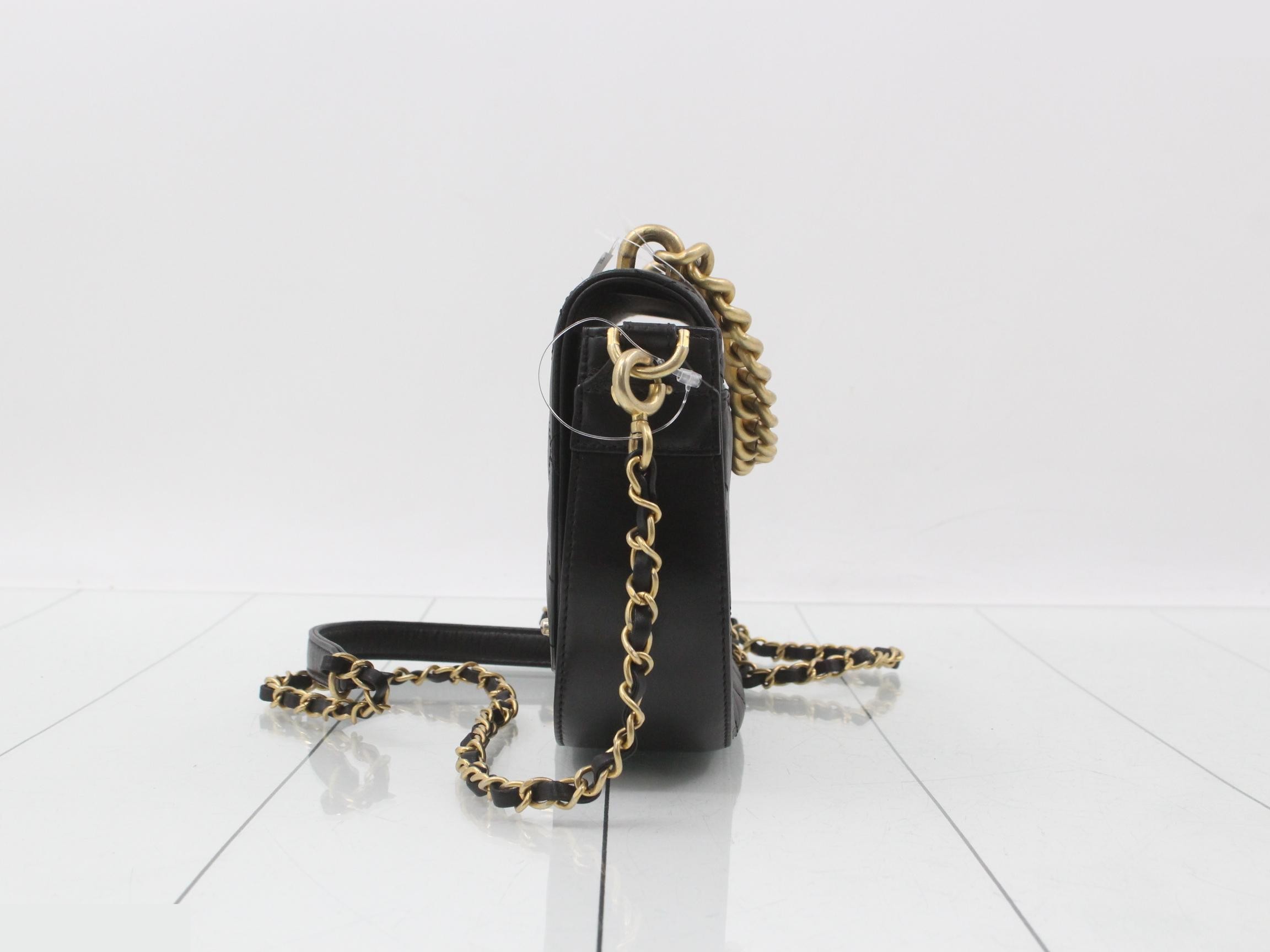 Shoulder bag — view 3