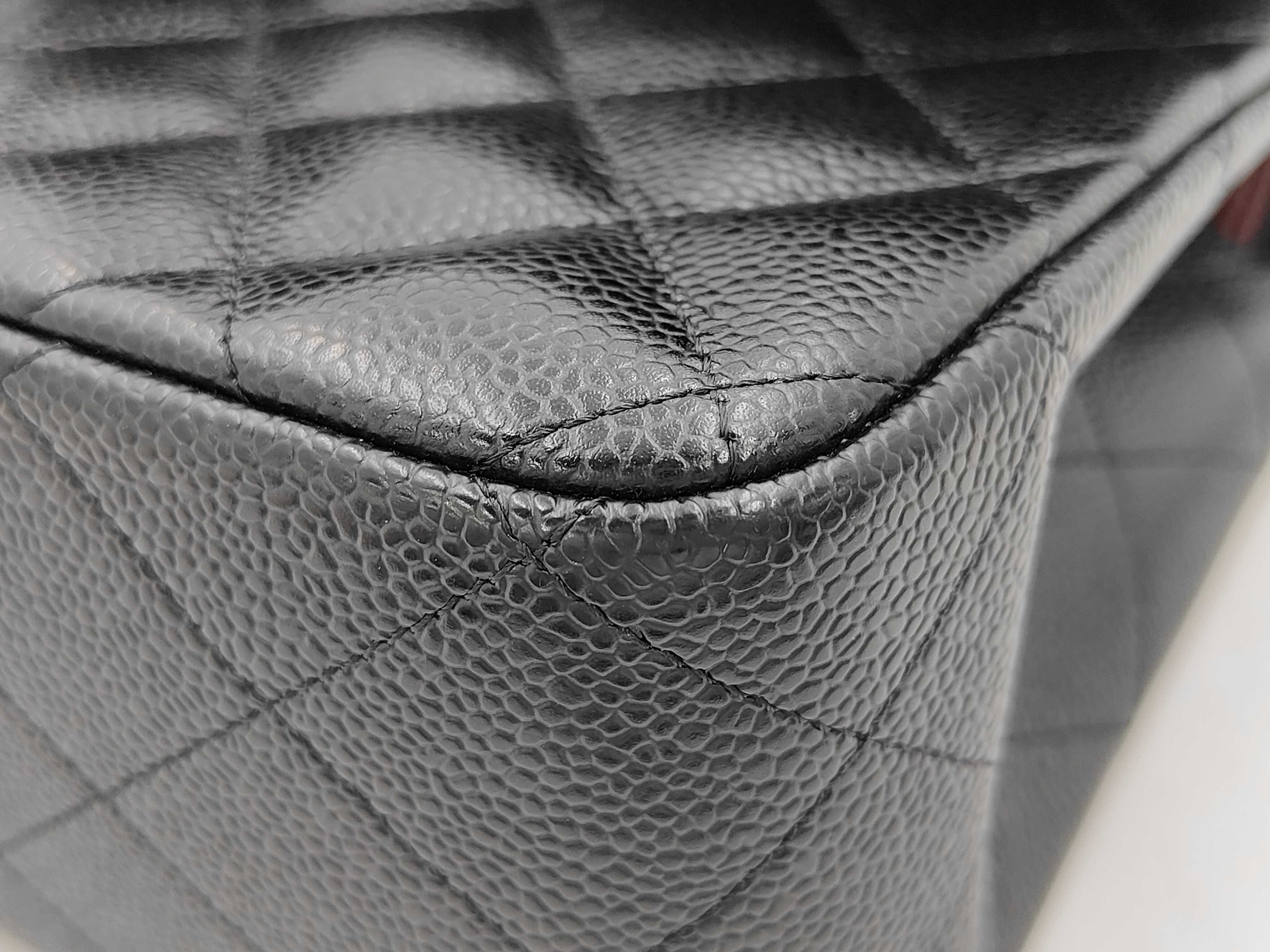 BAG CAVIAR SKIN CLASSIC GHW DOUBLE FLAP SERIES 25 CAVIAR SKIN NO CARD BUTWITH HOLOGRAM Bag — view 6