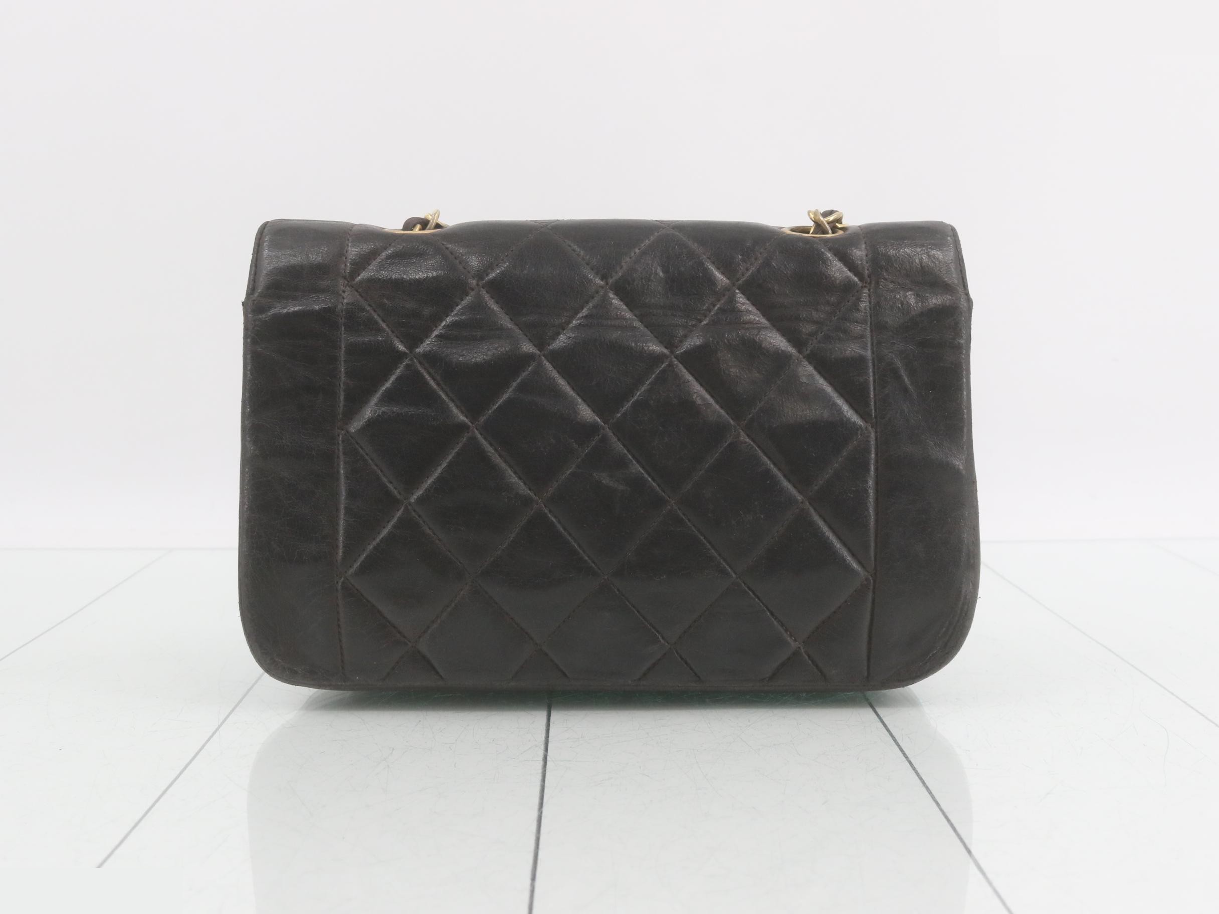 Matelassé (bag) - Shoulder bag — view 2