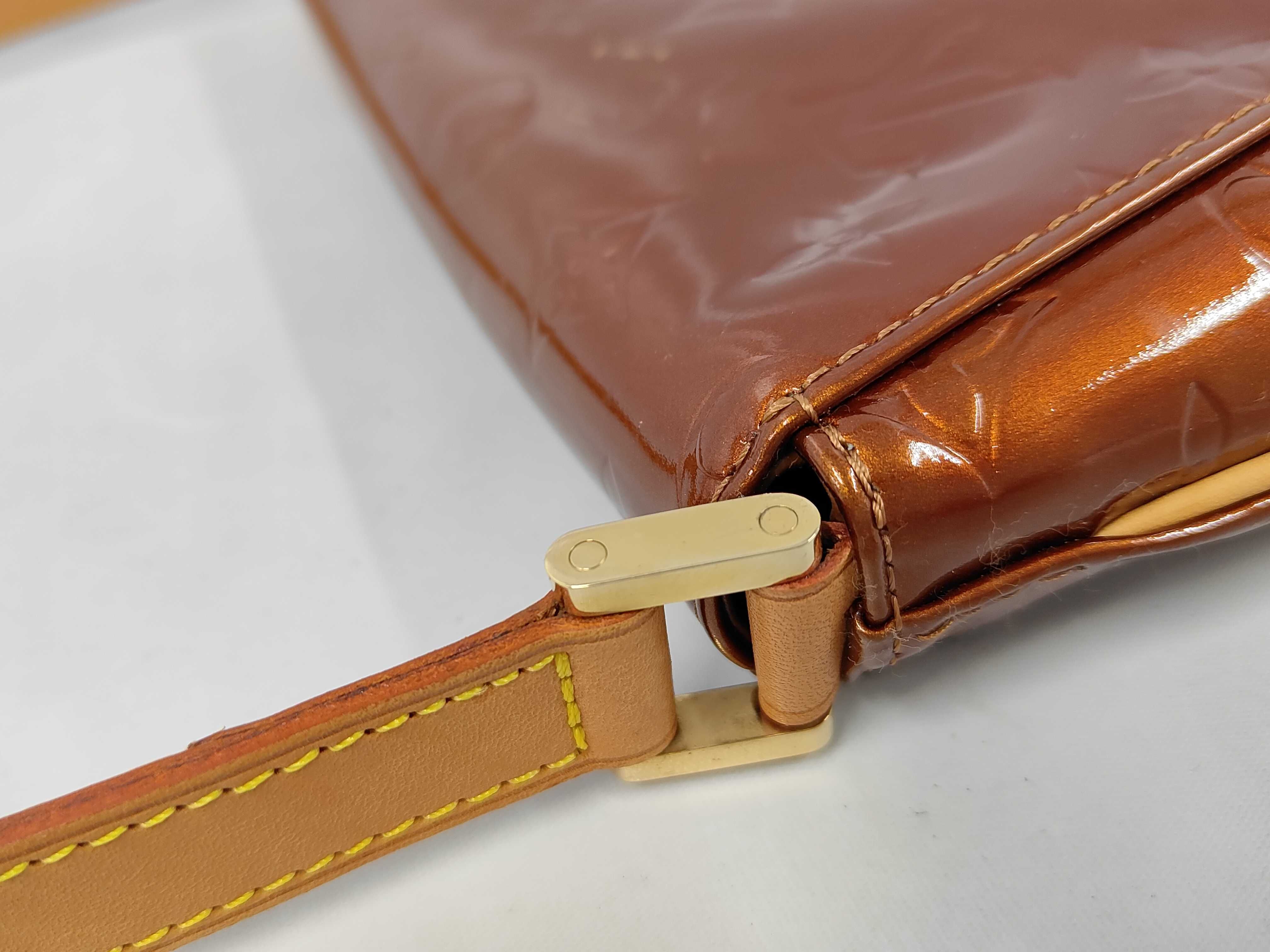 Vernis M91124 Thompson Brown Shoulder Bag — view 6