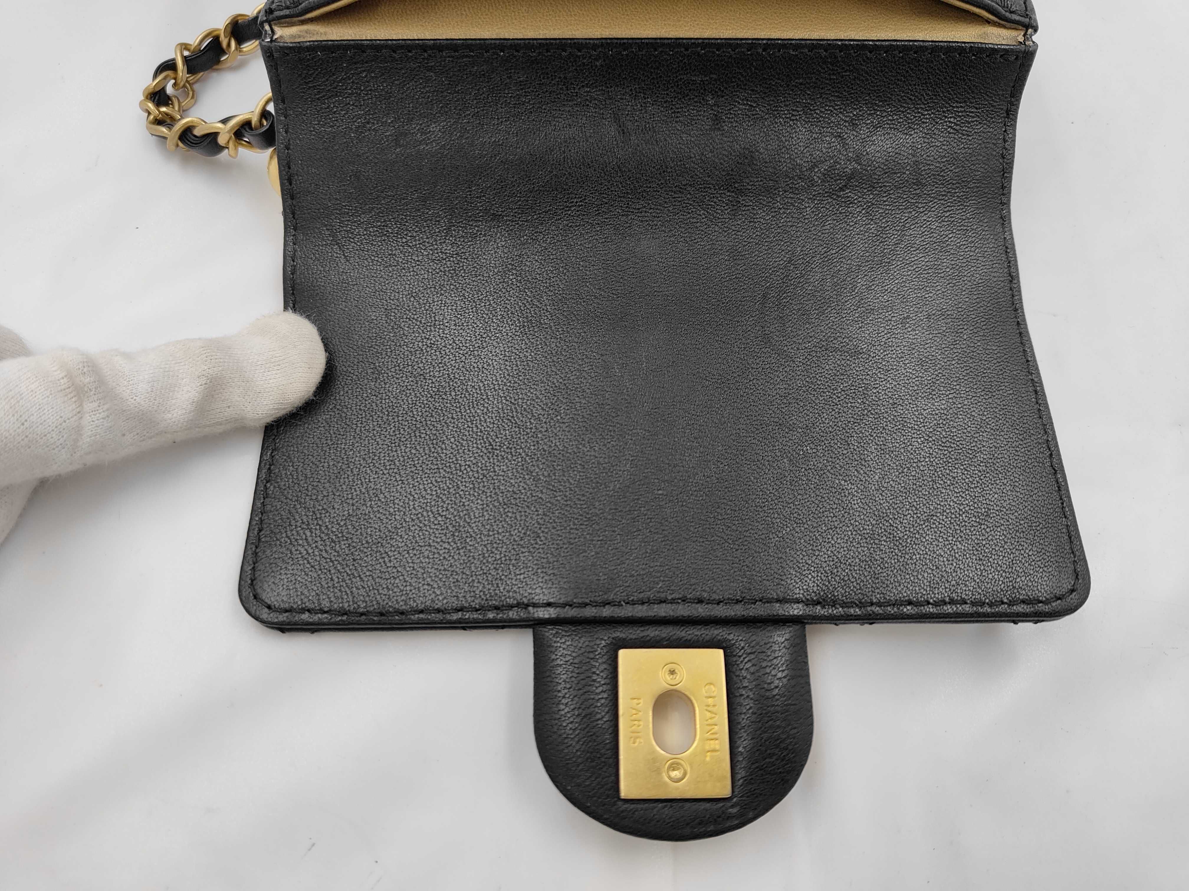 Matelassé Chain Shoulder Bag with Pearls and Lambskin, Black — view 8