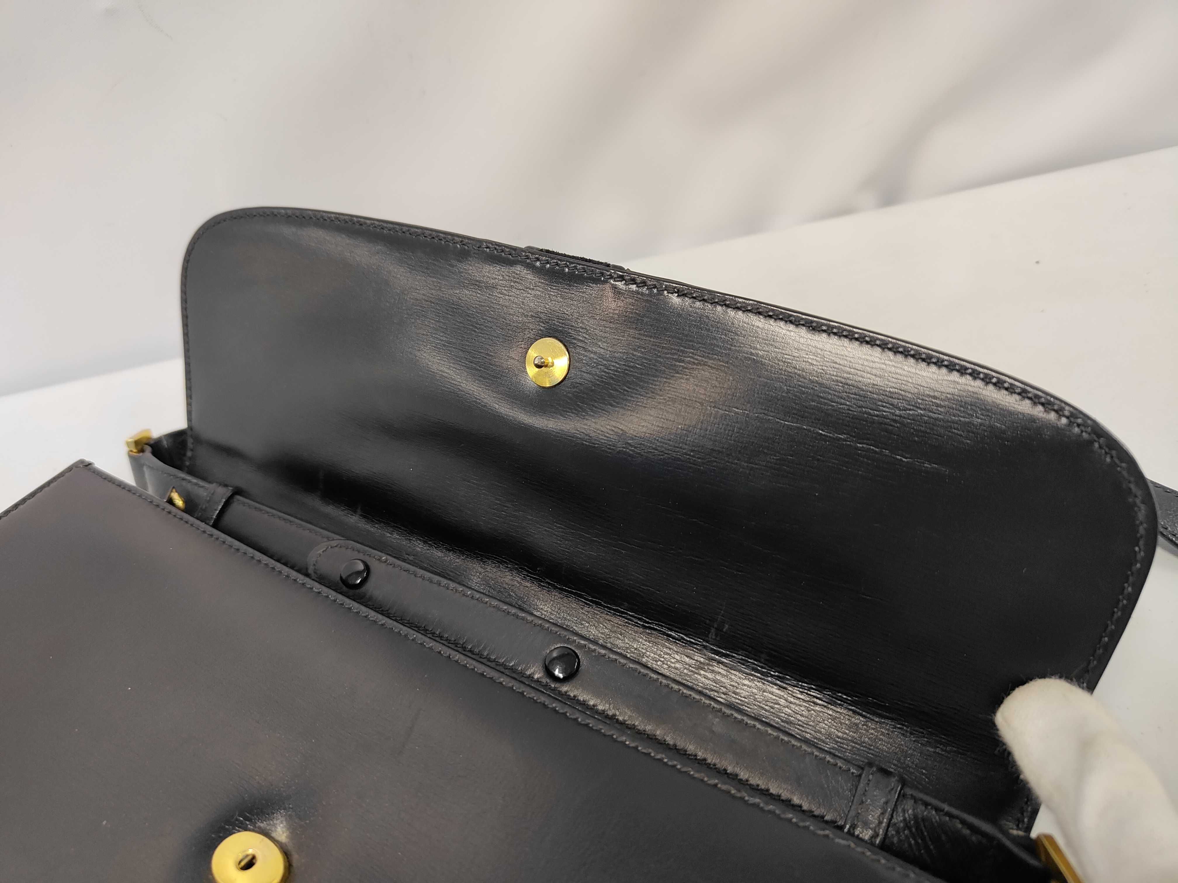 Vintage Leather Shoulder Bag — view 7