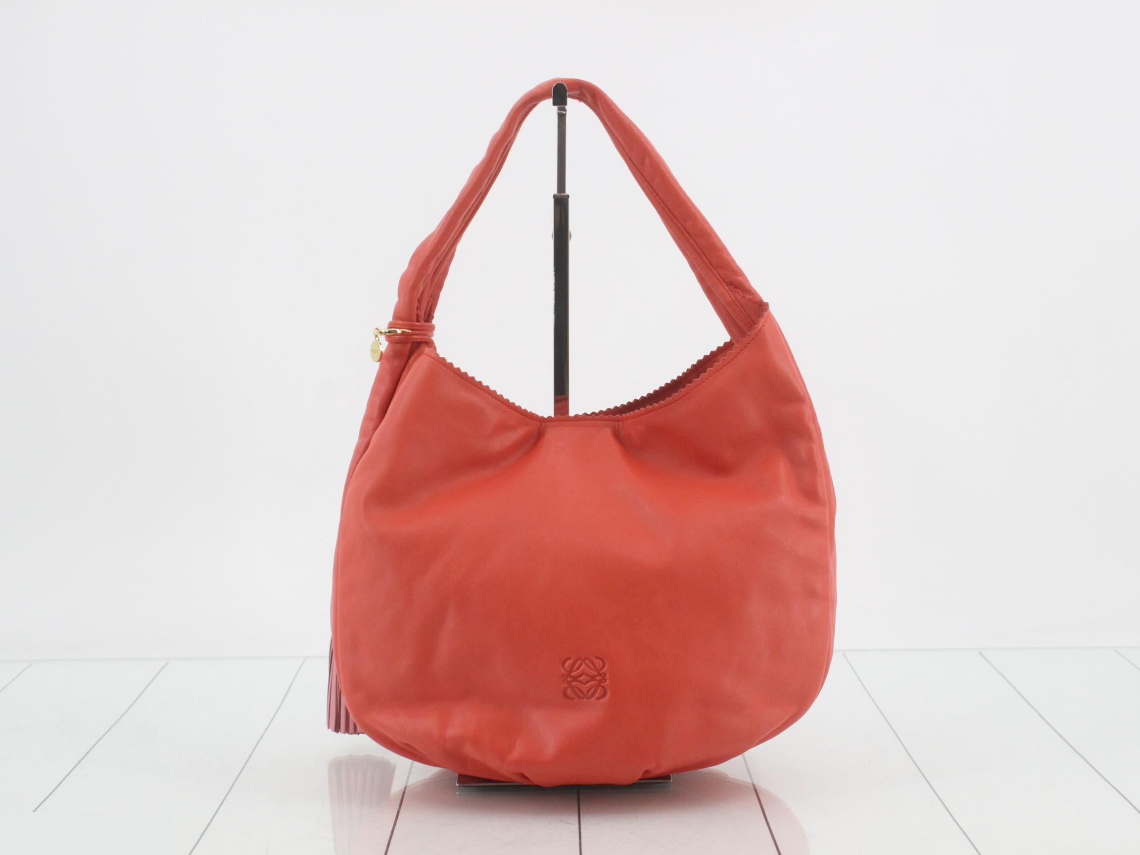 Other lines: Bags, Shoulder Bags, Hobo Bags