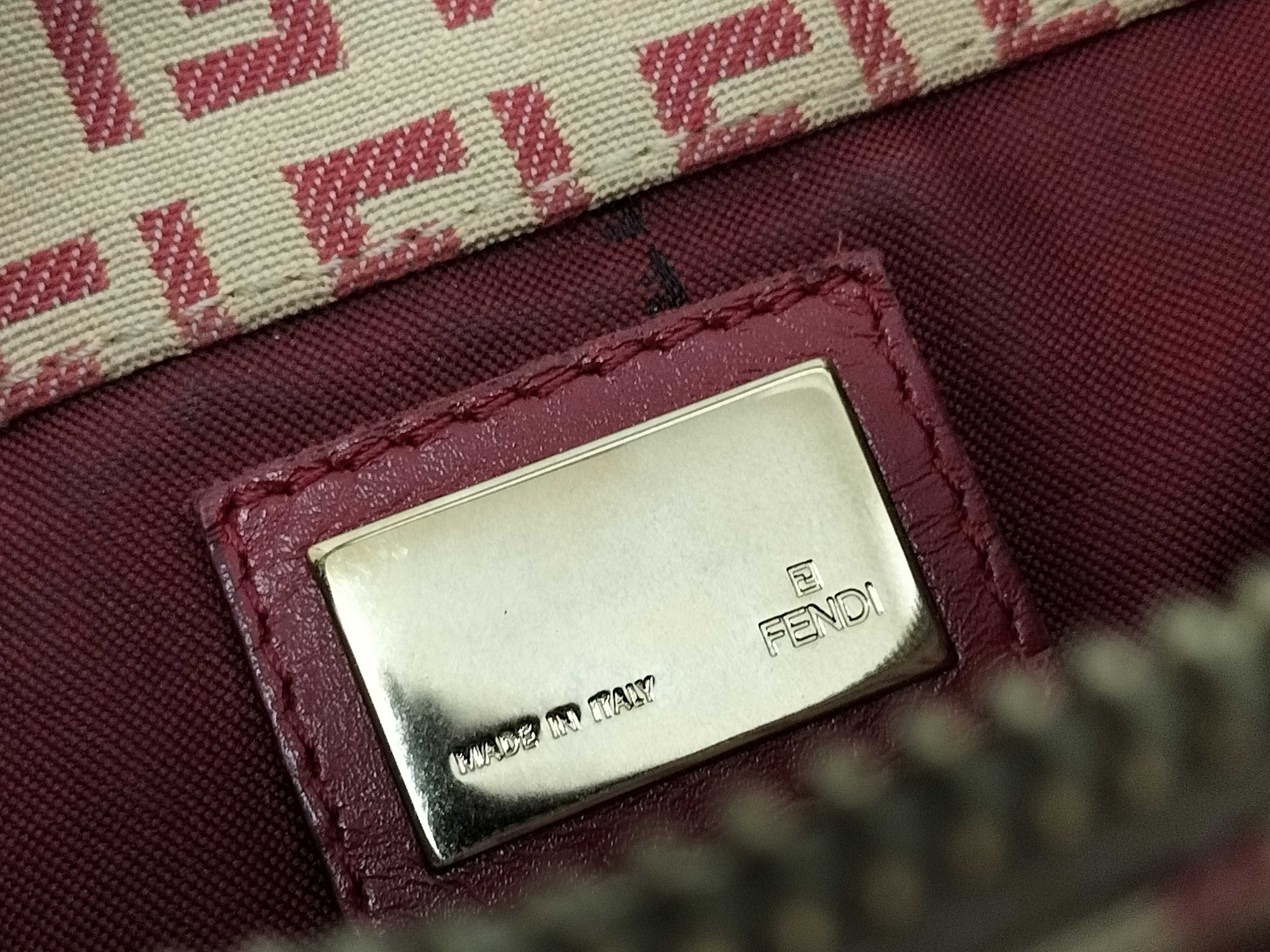Mamma Fendi Mamma Shoulder Bag — view 12