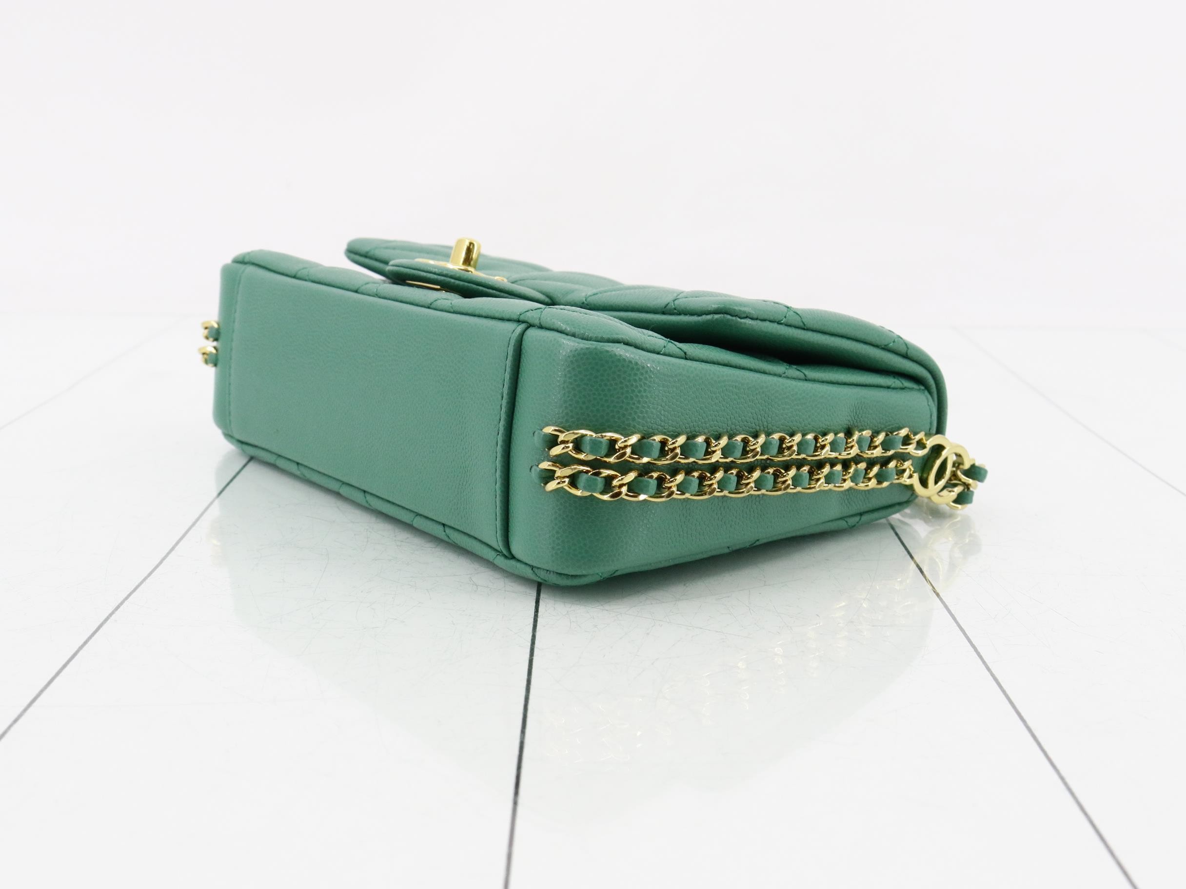 Single flap matelassé shoulder bag — view 6
