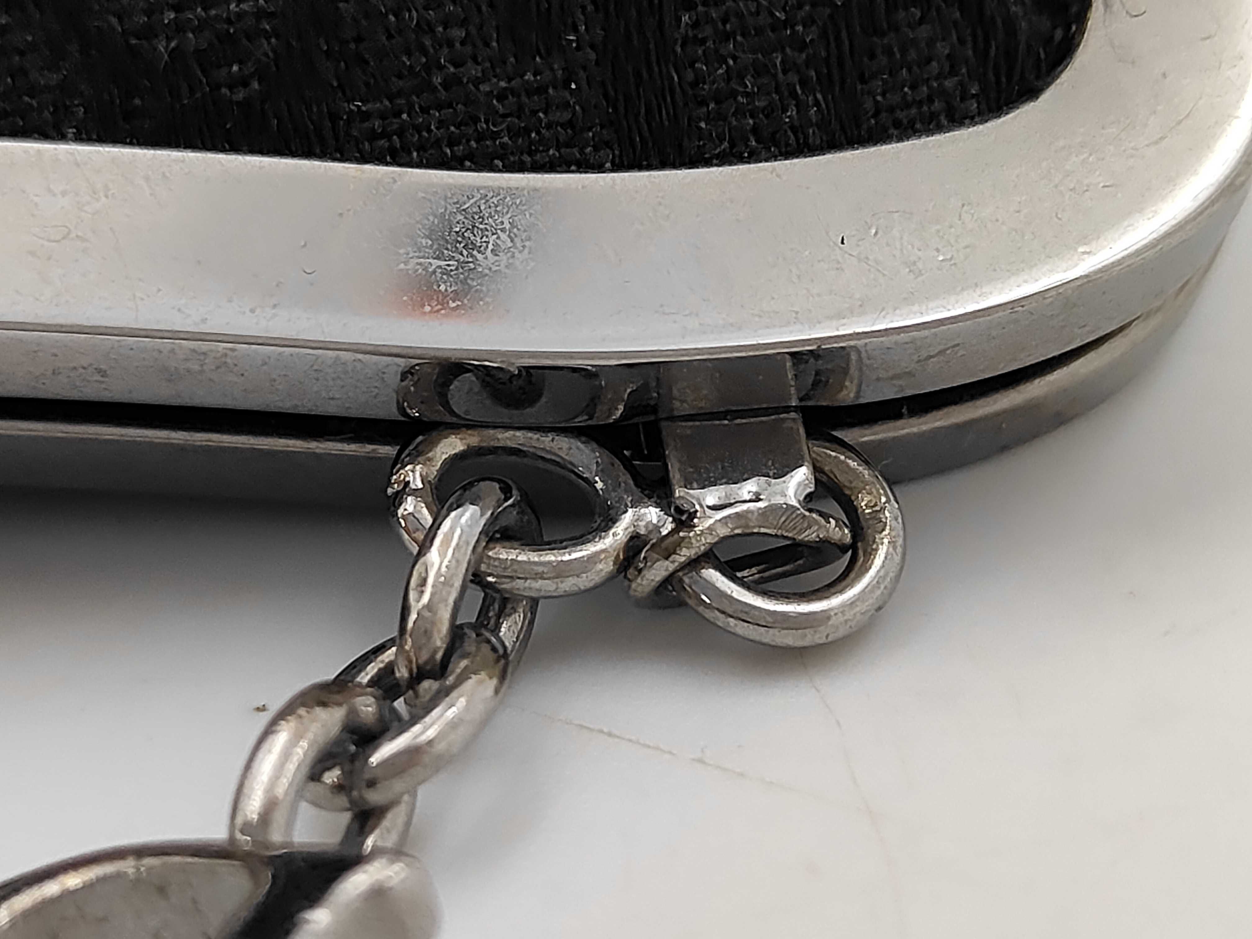 Trotter Handbag Saddle Clasp Black Bag — view 6