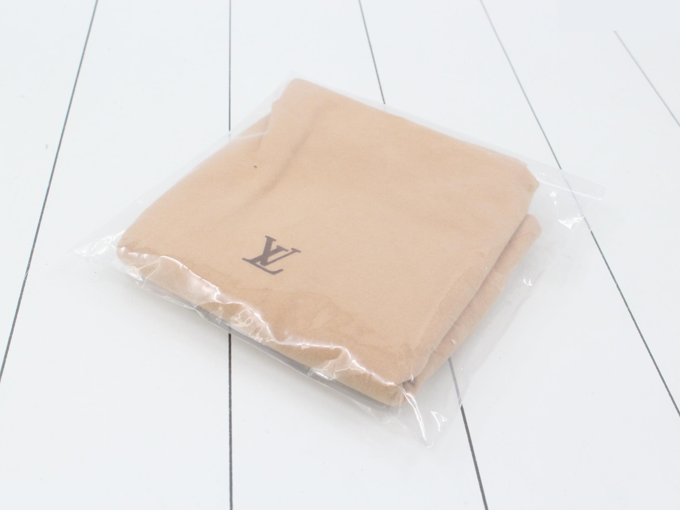 Posh Document — view 7