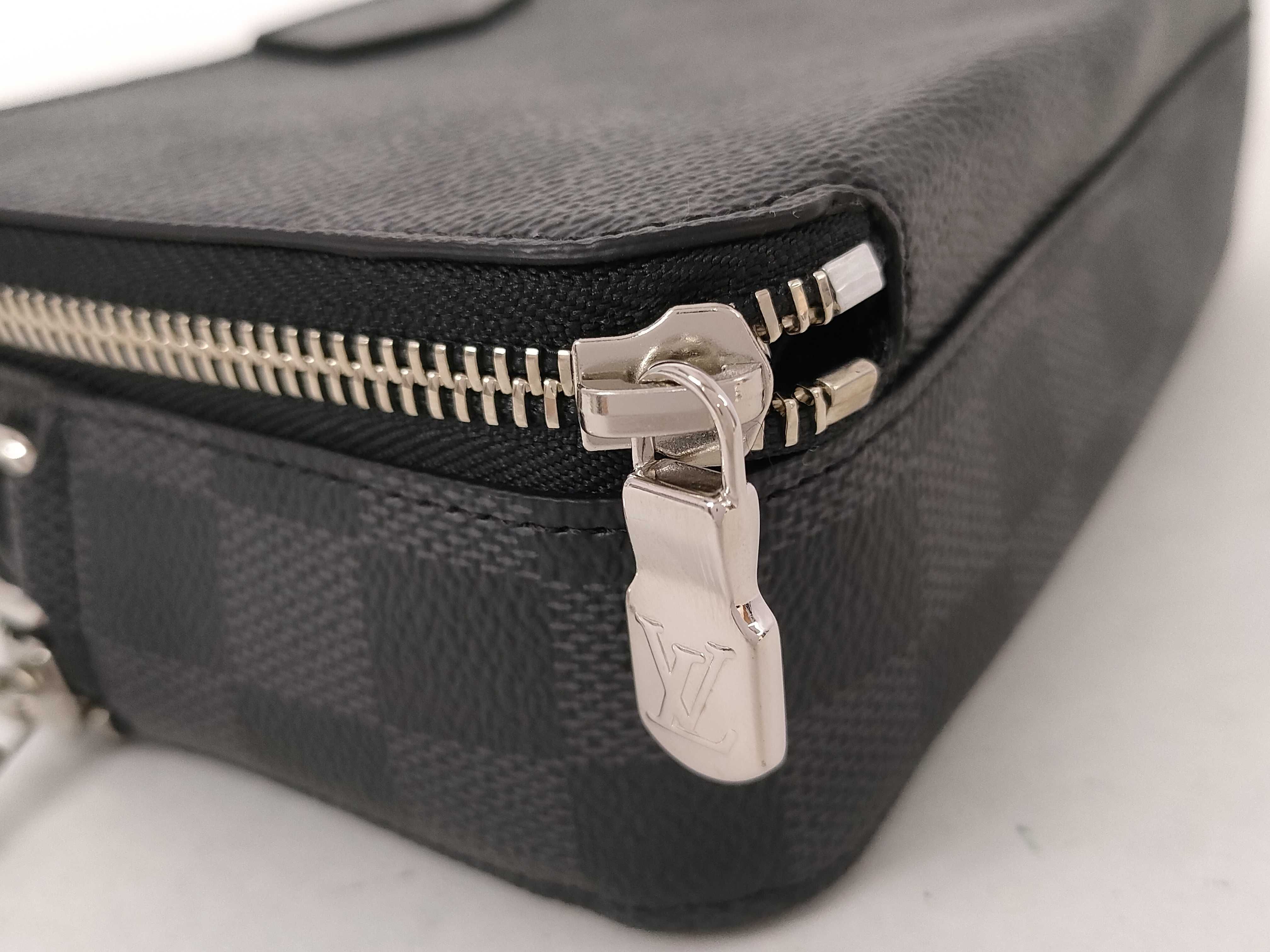 Damier Graphite Louis Vuitton Damier Single Shoulder Bag — view 12