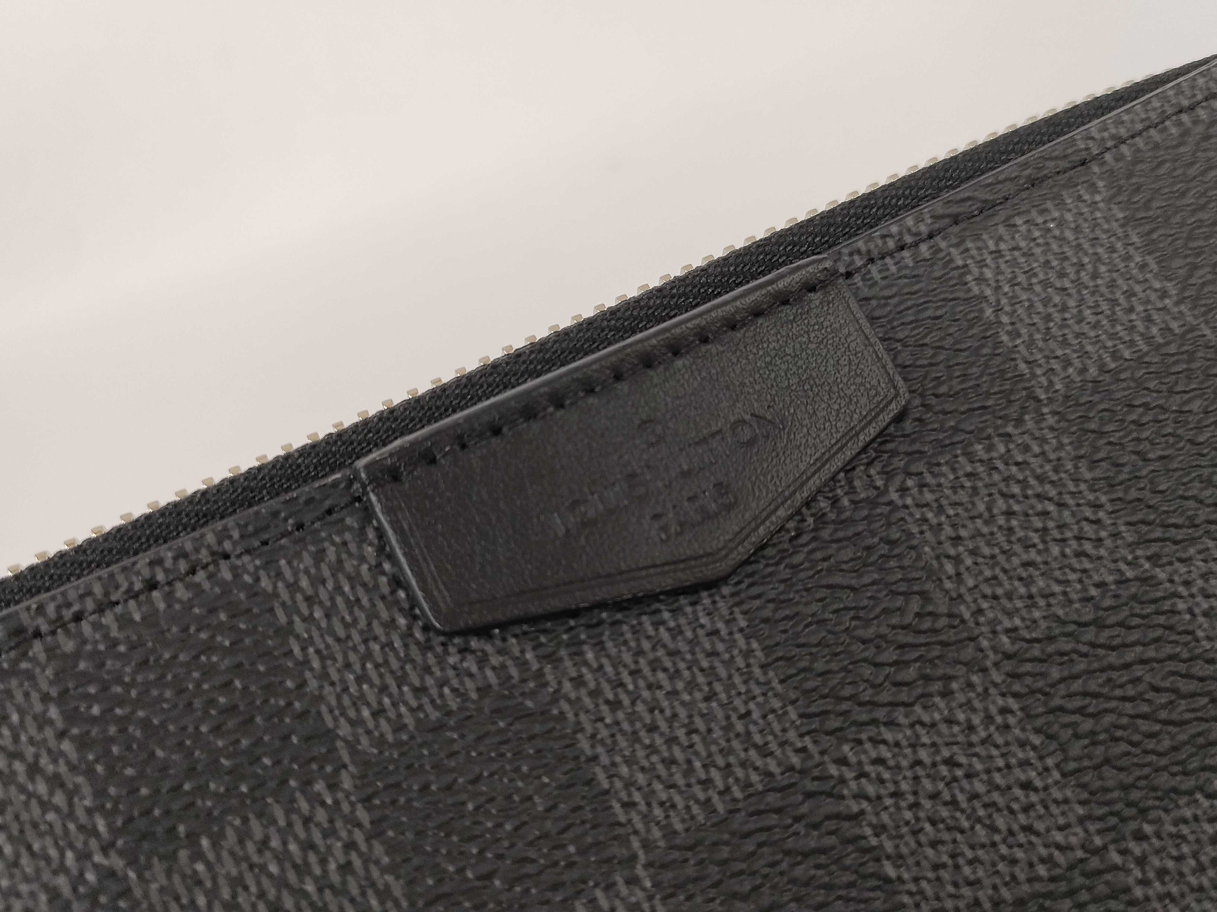 Damier Graphite Louis Vuitton Damier Single Shoulder Bag — view 13