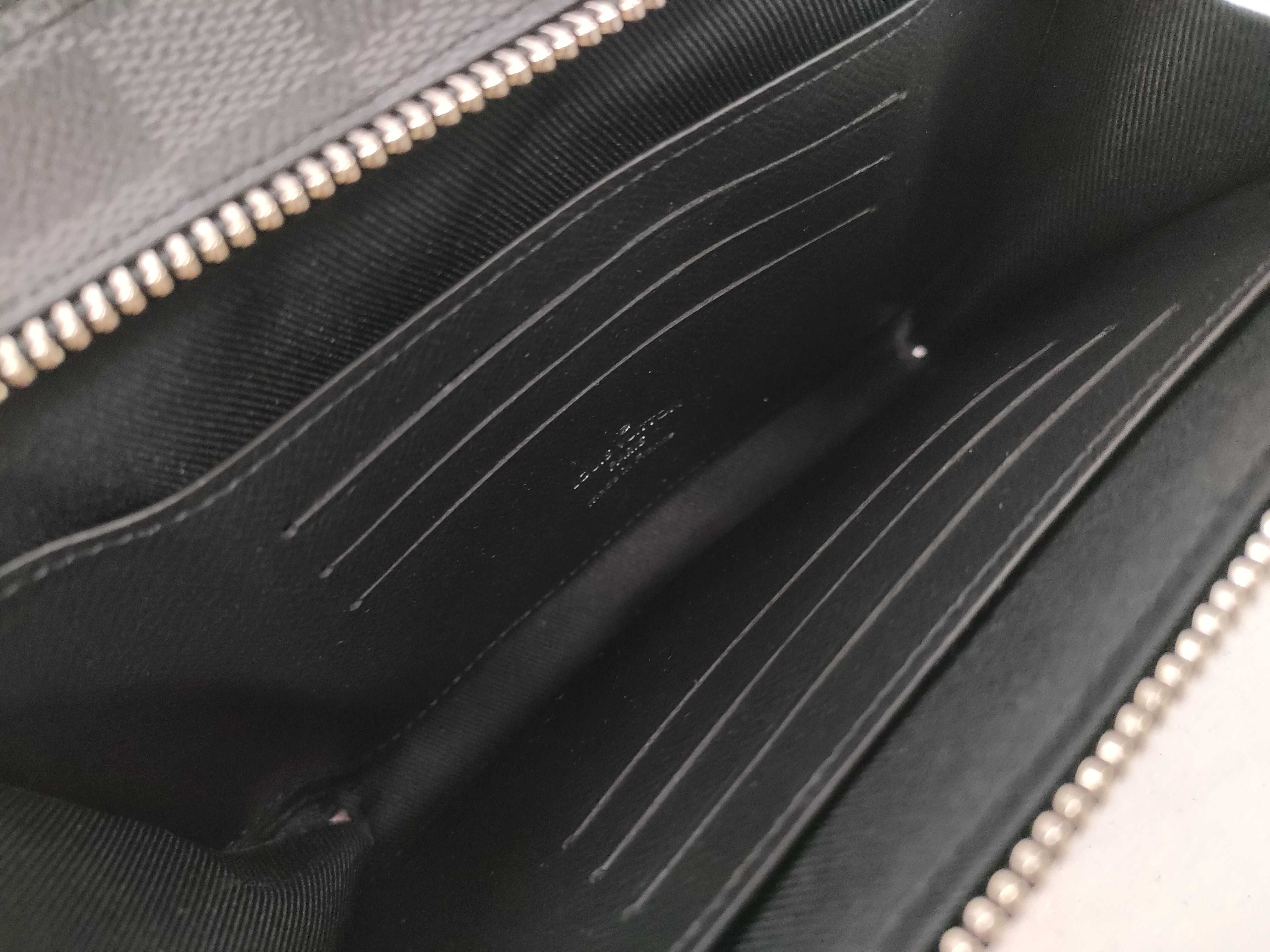 Damier Graphite Louis Vuitton Damier Single Shoulder Bag — view 9