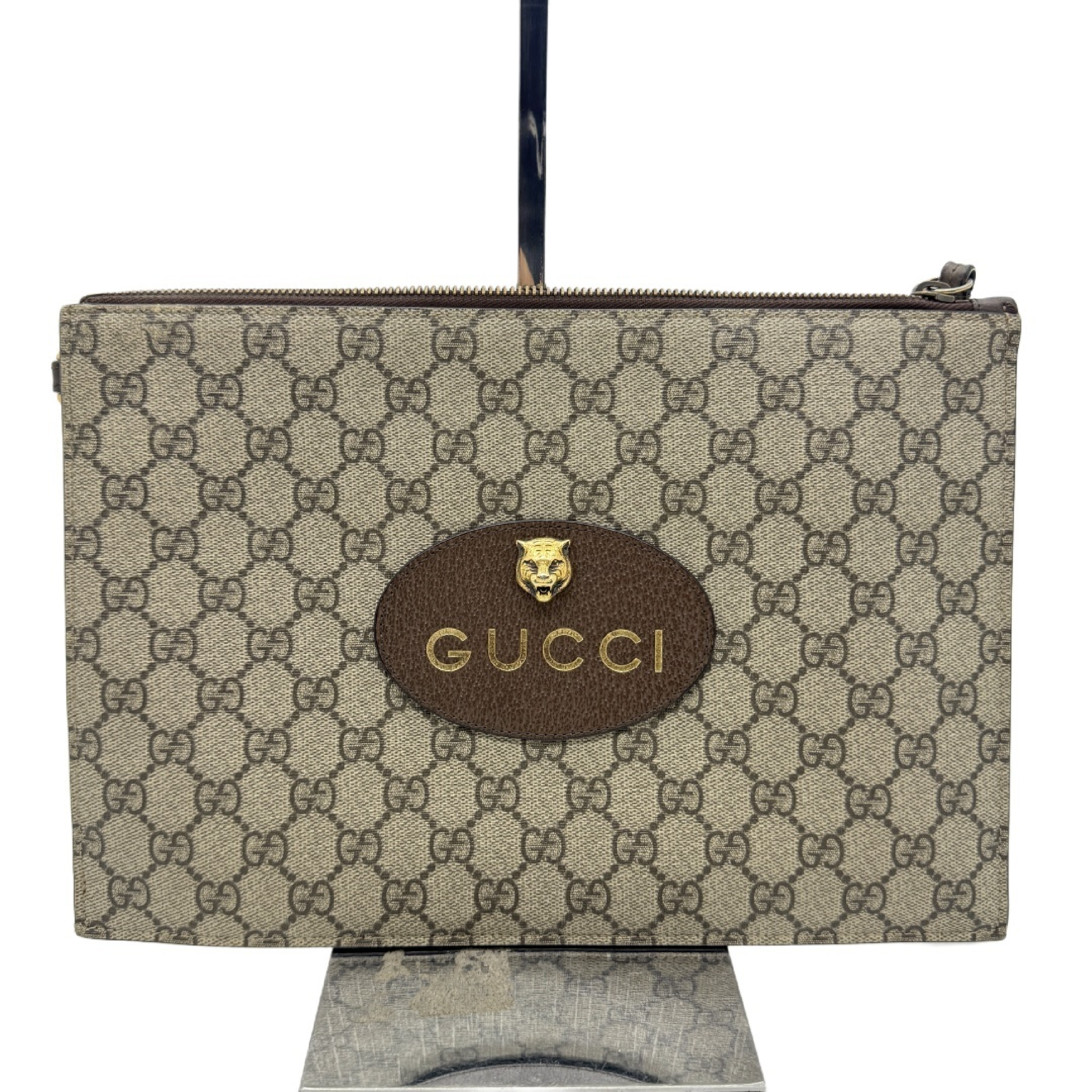 GG Supreme Neo Vintage Clutch Bag