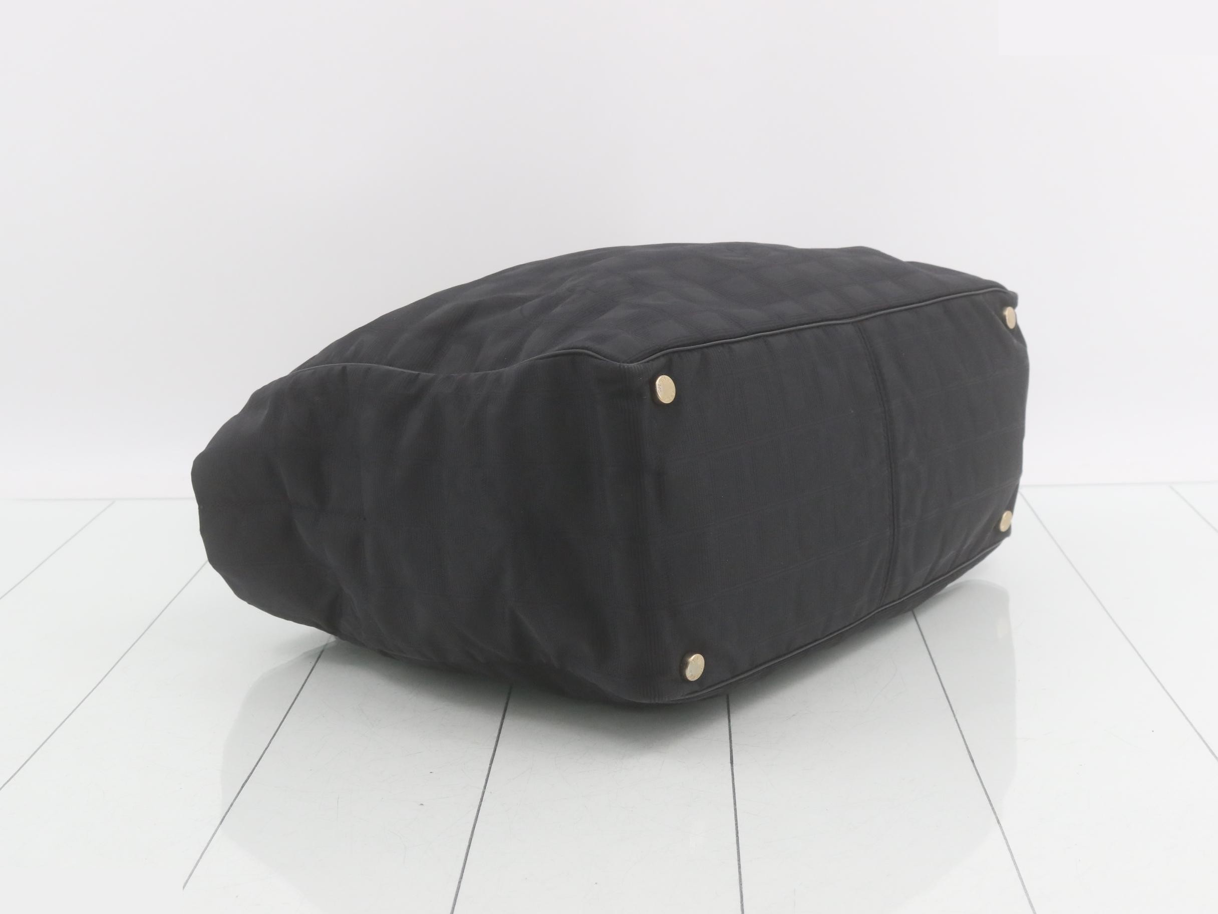 Travel Line Tote Bag/Handbag, approximately 33cm, serial number 8. — view 5