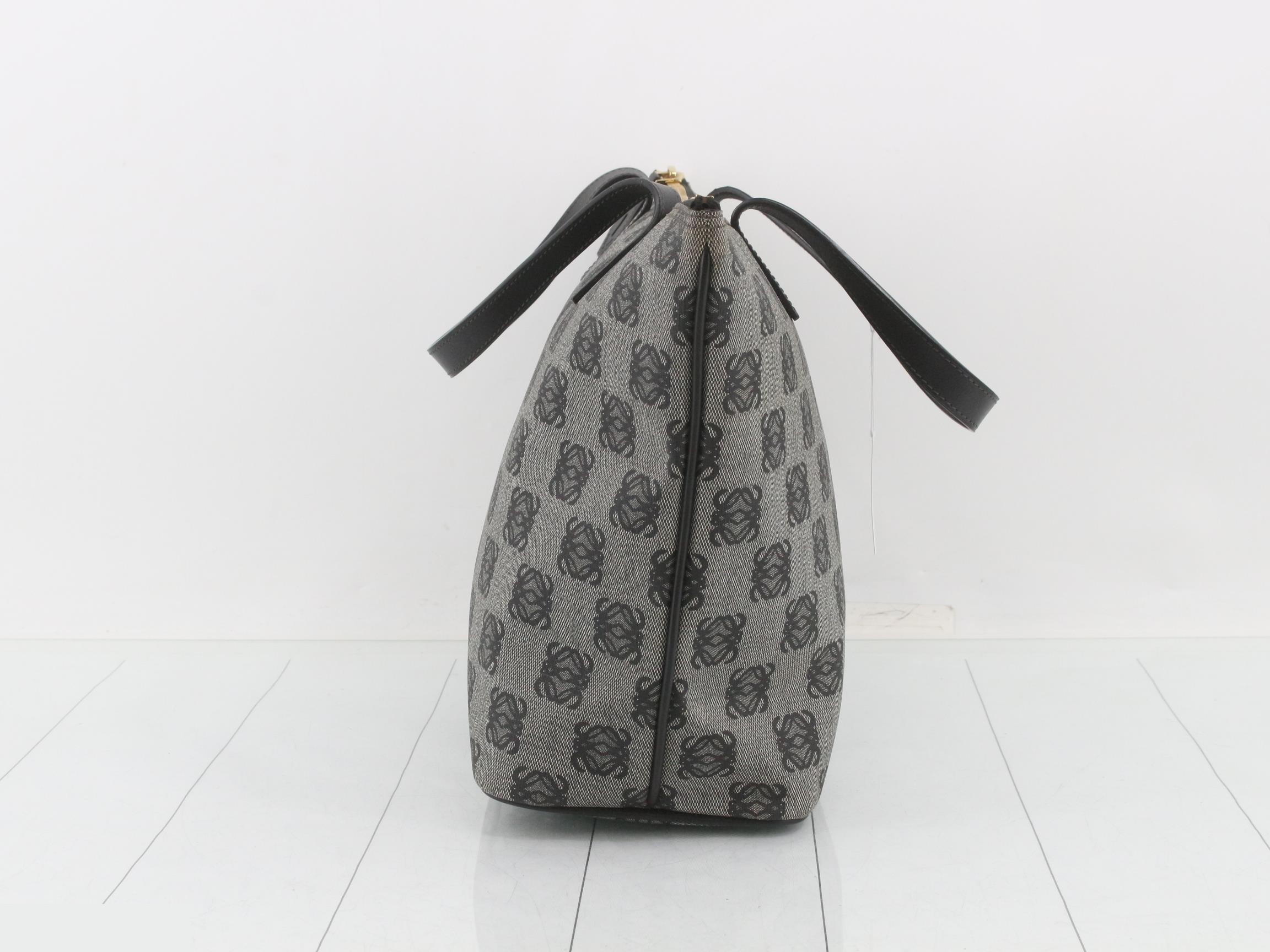 Repeat Anagram PVC Tote Bag — view 3