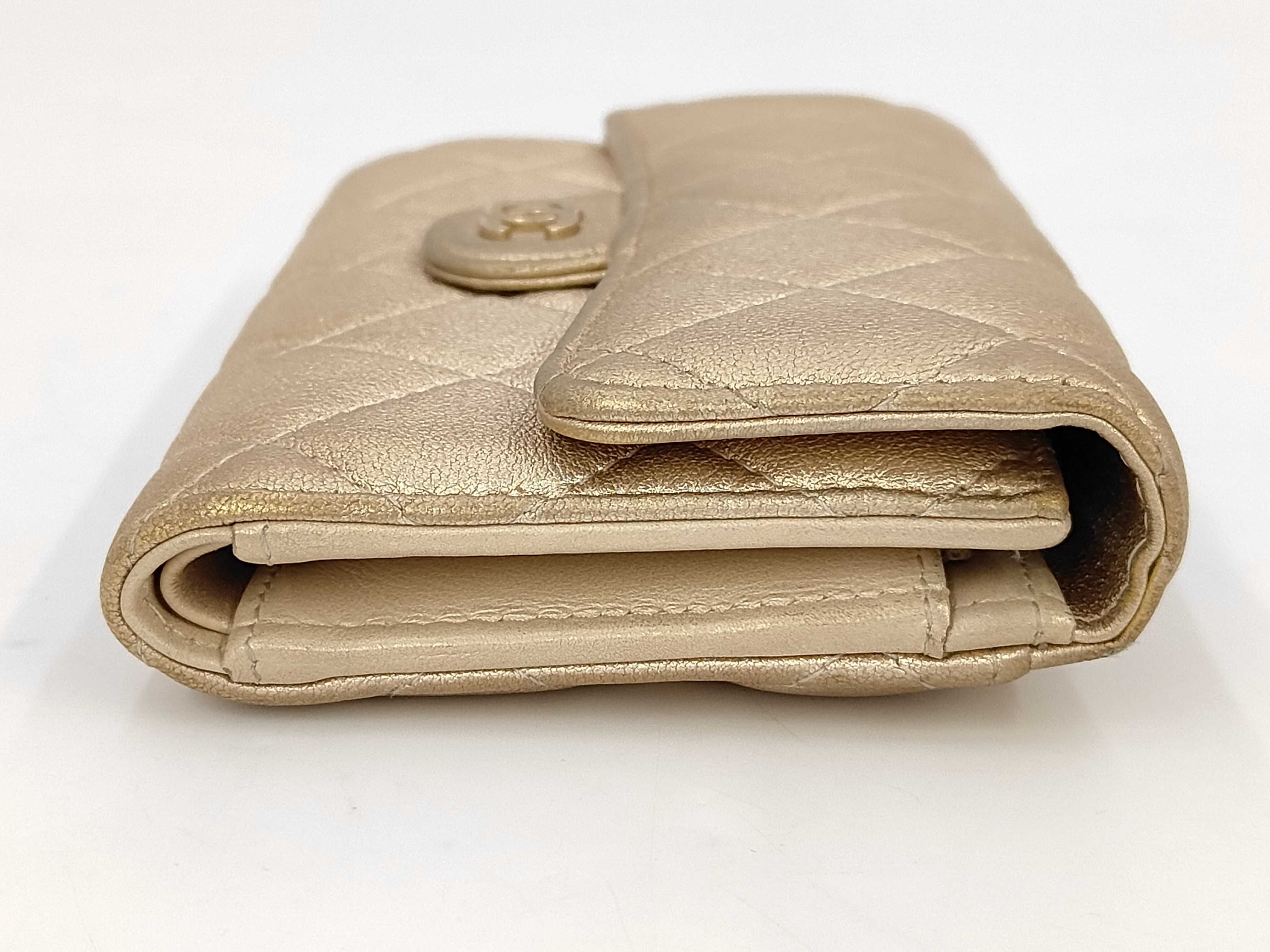 gold wallet — view 7