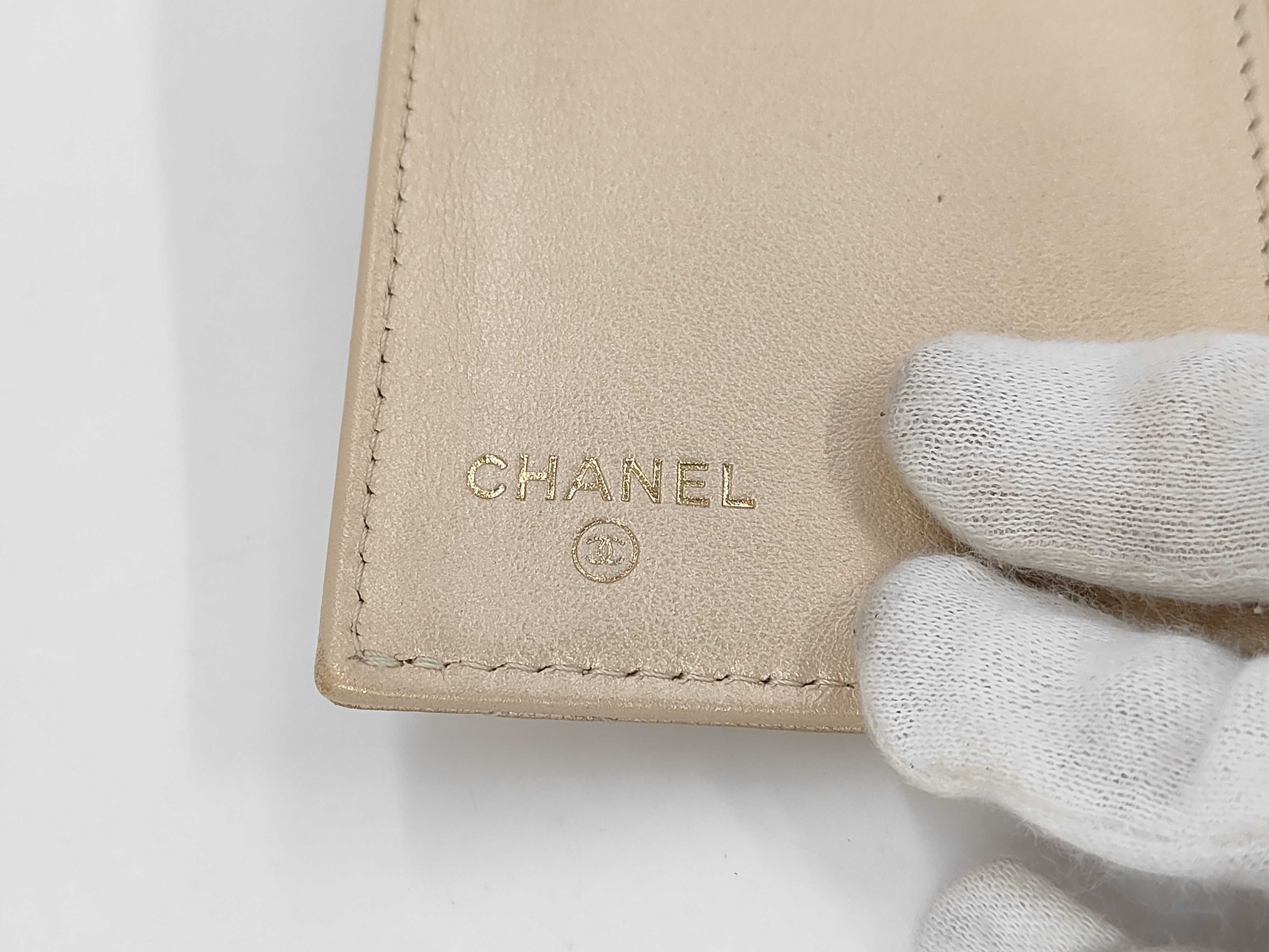 gold wallet — view 9