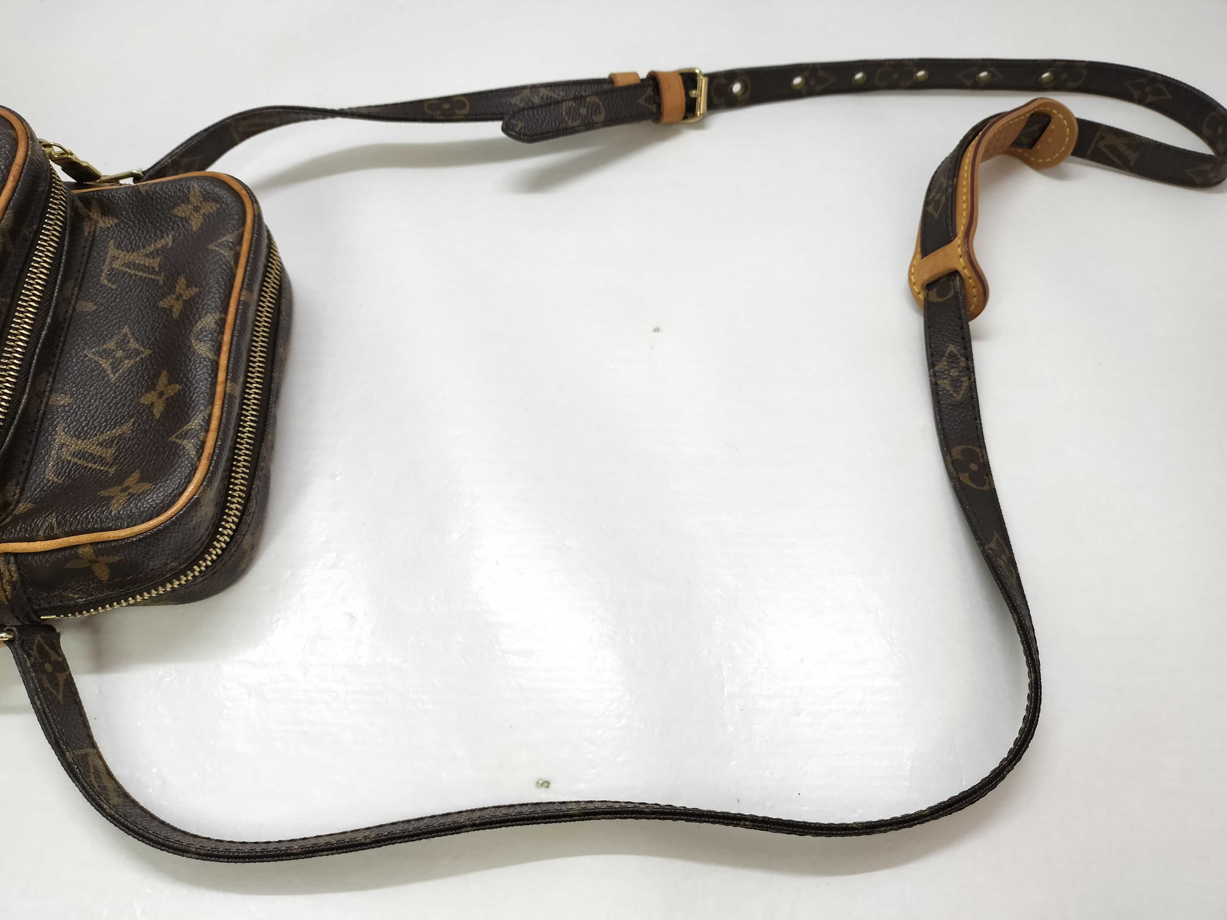 Monogram Louis Vuitton Amazon Shoulder Bag Monogram M45236 Shoulder Bag — view 3