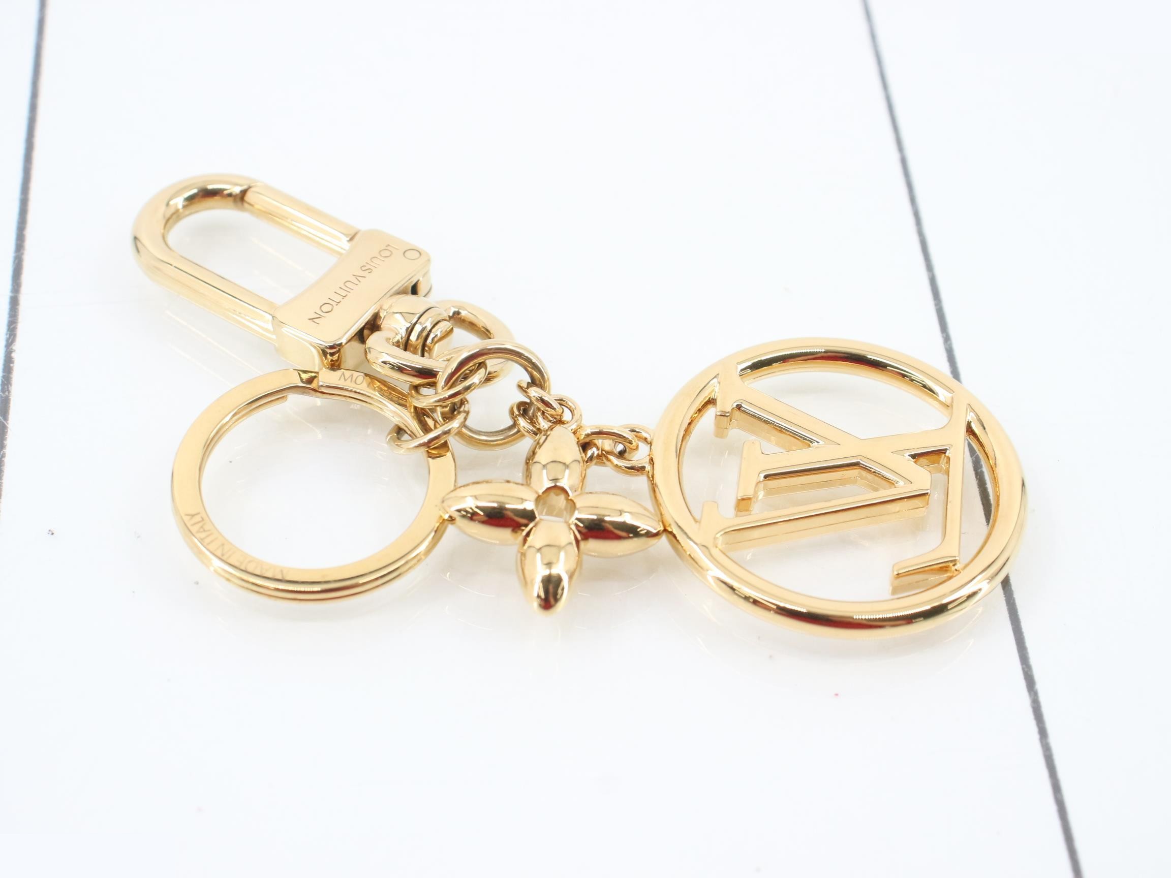 Bag charm - LV Circle - Gold — view 2