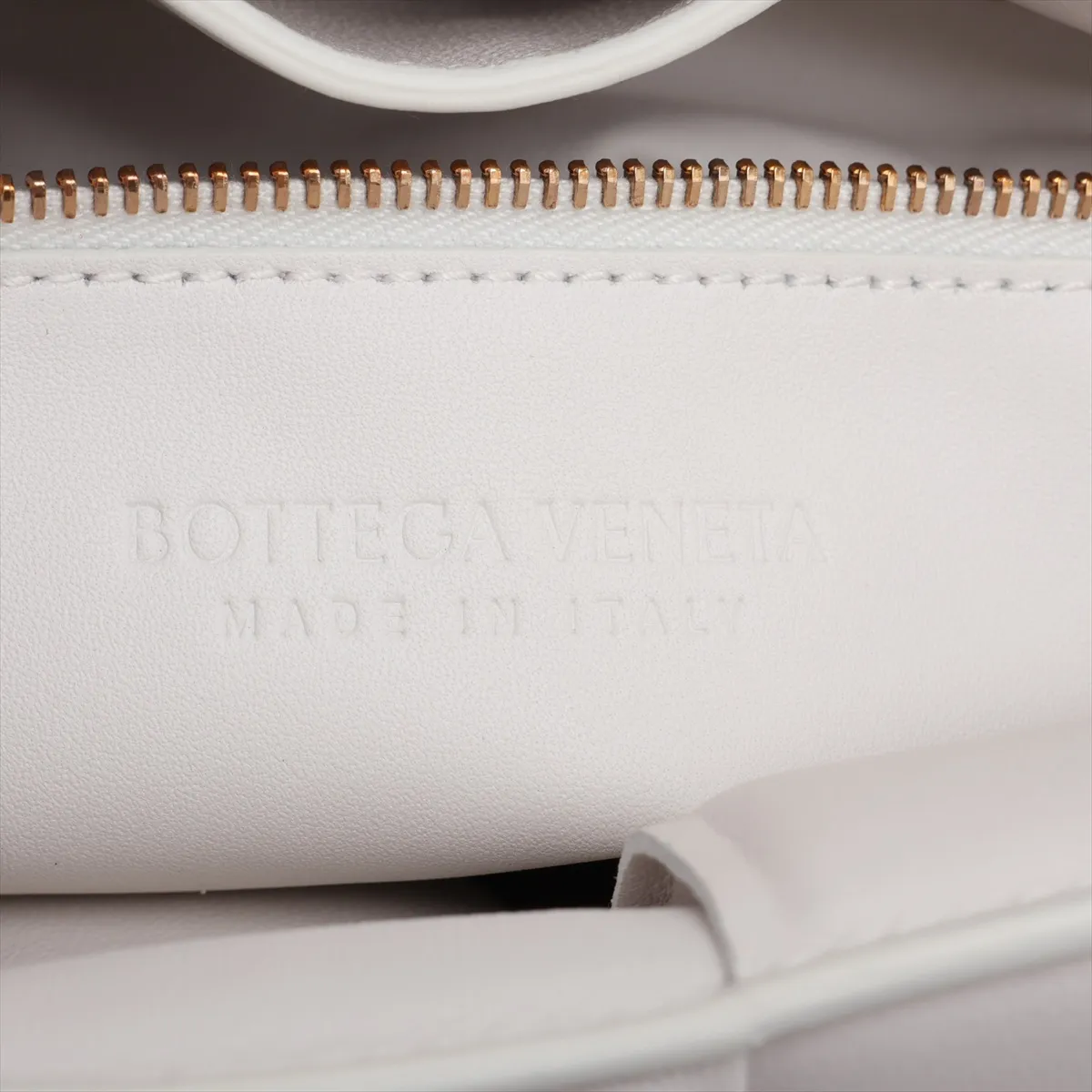 Maxi Intrecciato Padded Cassette Leather Chain Shoulder Bag, White — view 8