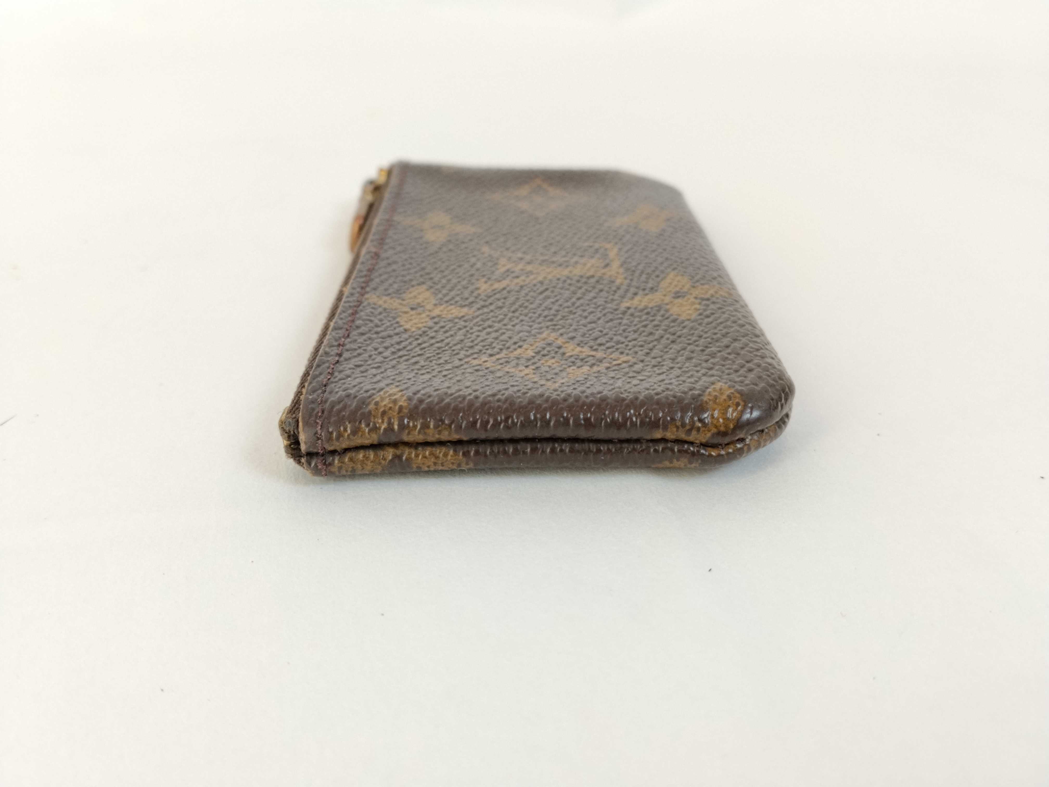 Monogram Louis Vuitton Pochette Clé Monogram M62650 Coin Case — view 7
