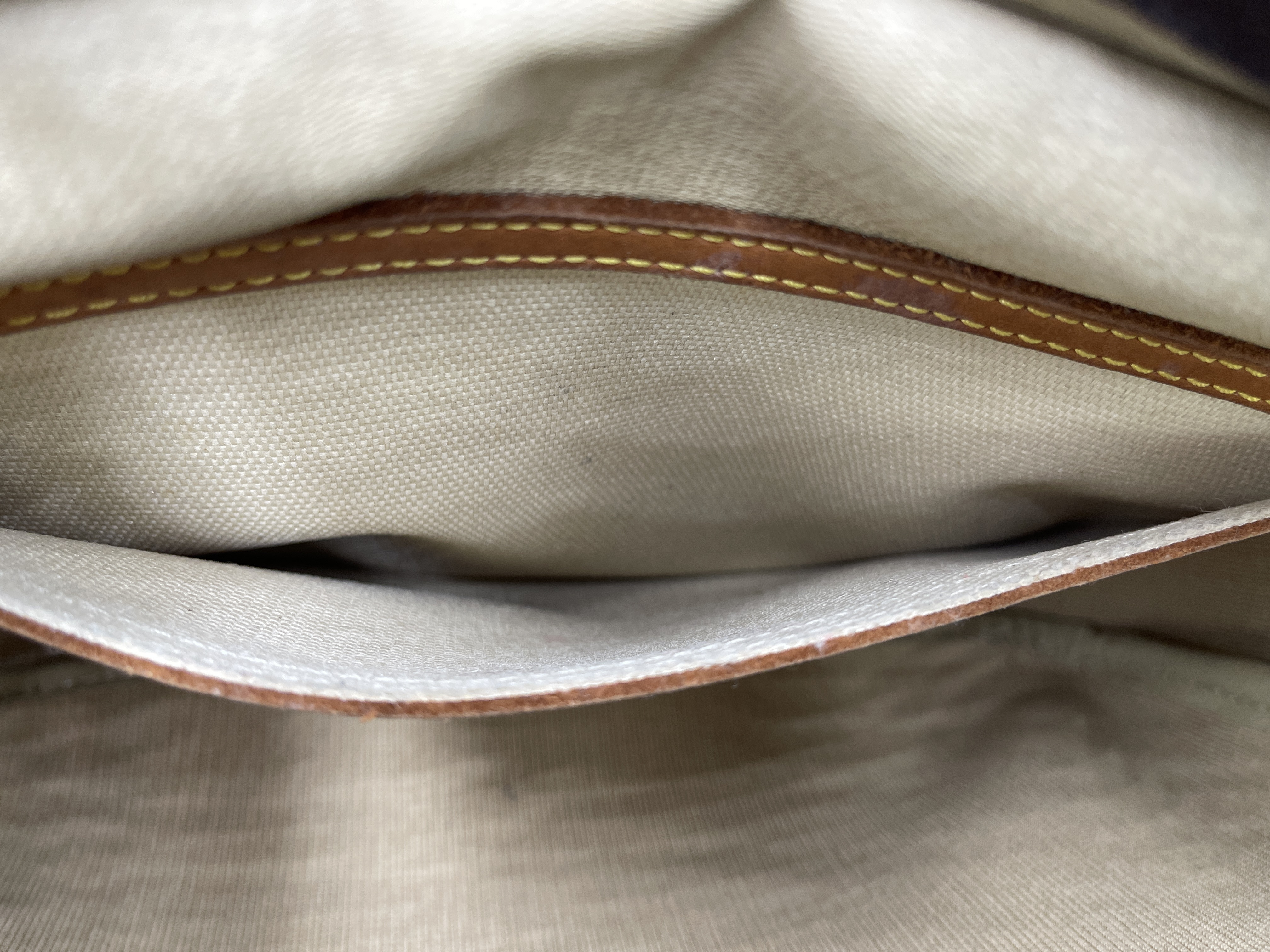 Monogram Reporter PM M45254 SP0020 Shoulder Bag — view 11