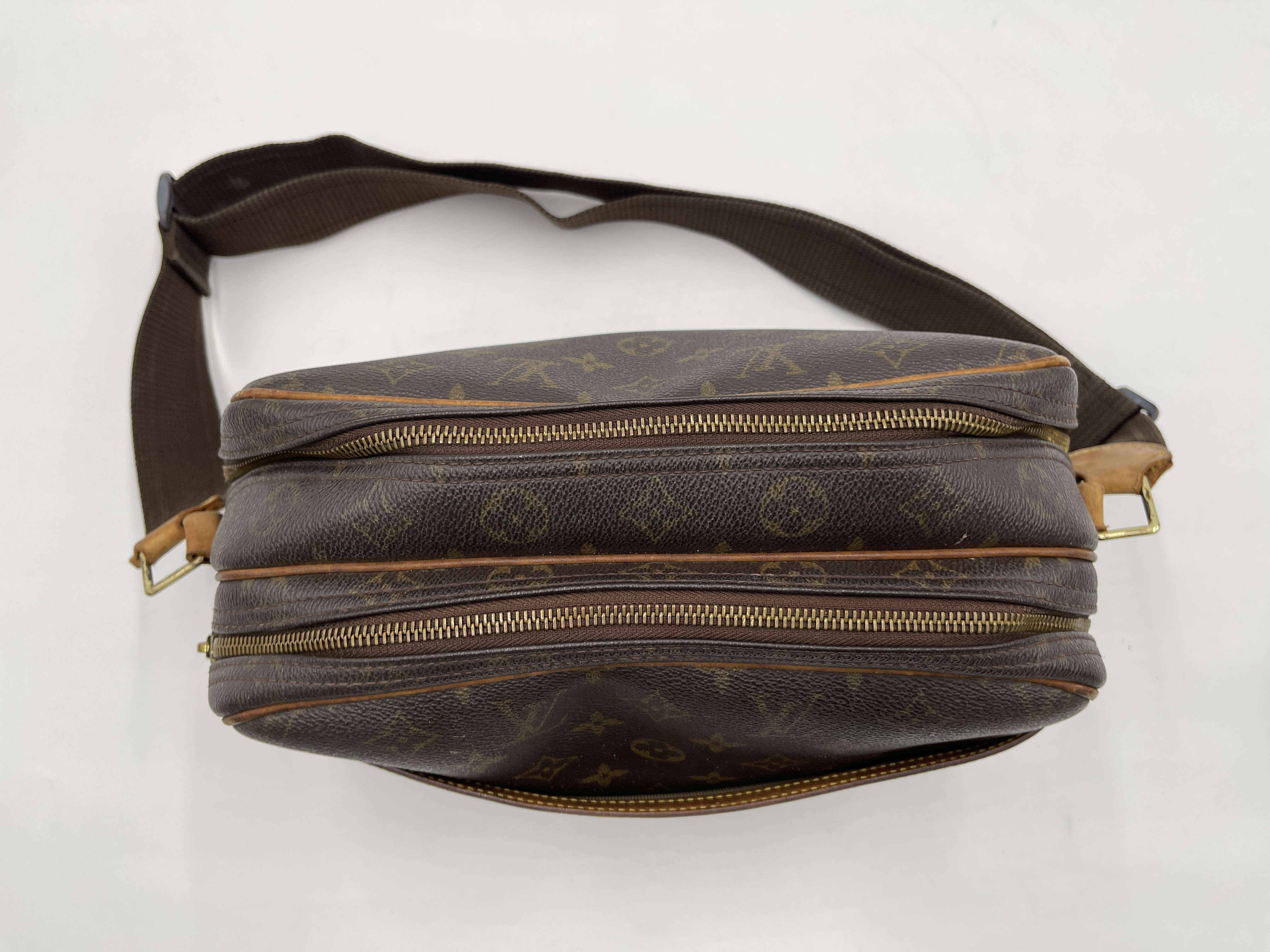 Monogram Reporter PM M45254 SP0020 Shoulder Bag — view 9