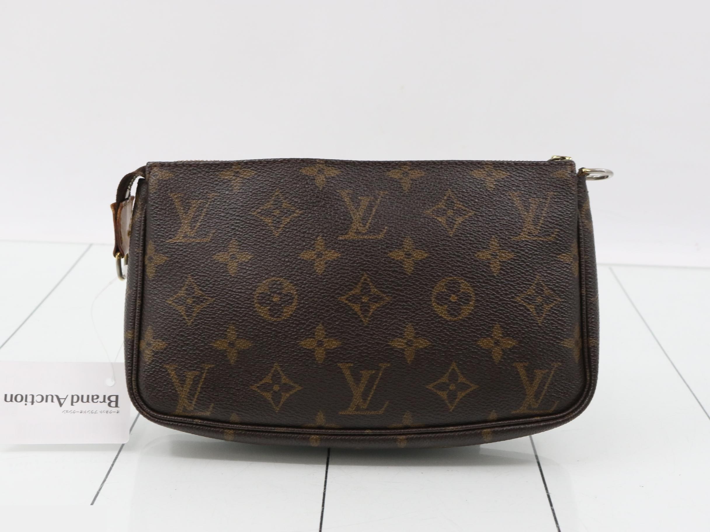 Pochette Accessoires (old model) — view 2