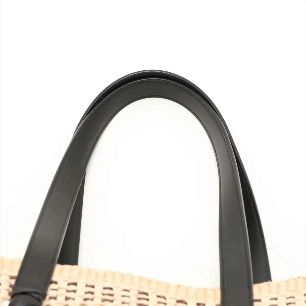 Braided Basket Medium Raffia x Leather Basket Bag Beige x Black — view 6
