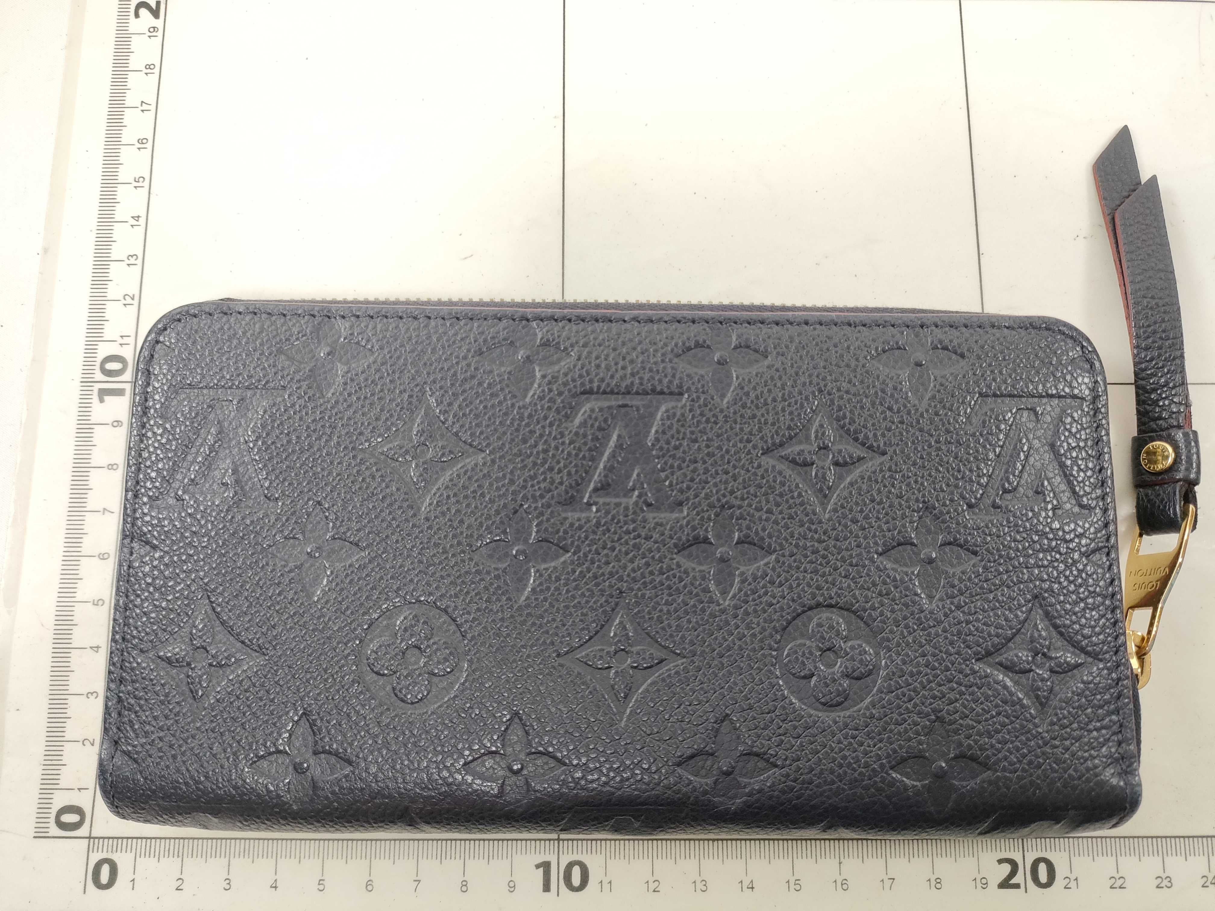 Monogram Empreinte Louis Vuitton Empreinte Zippy Wallet Long Wallet Navy M62121 Wallet — view 2