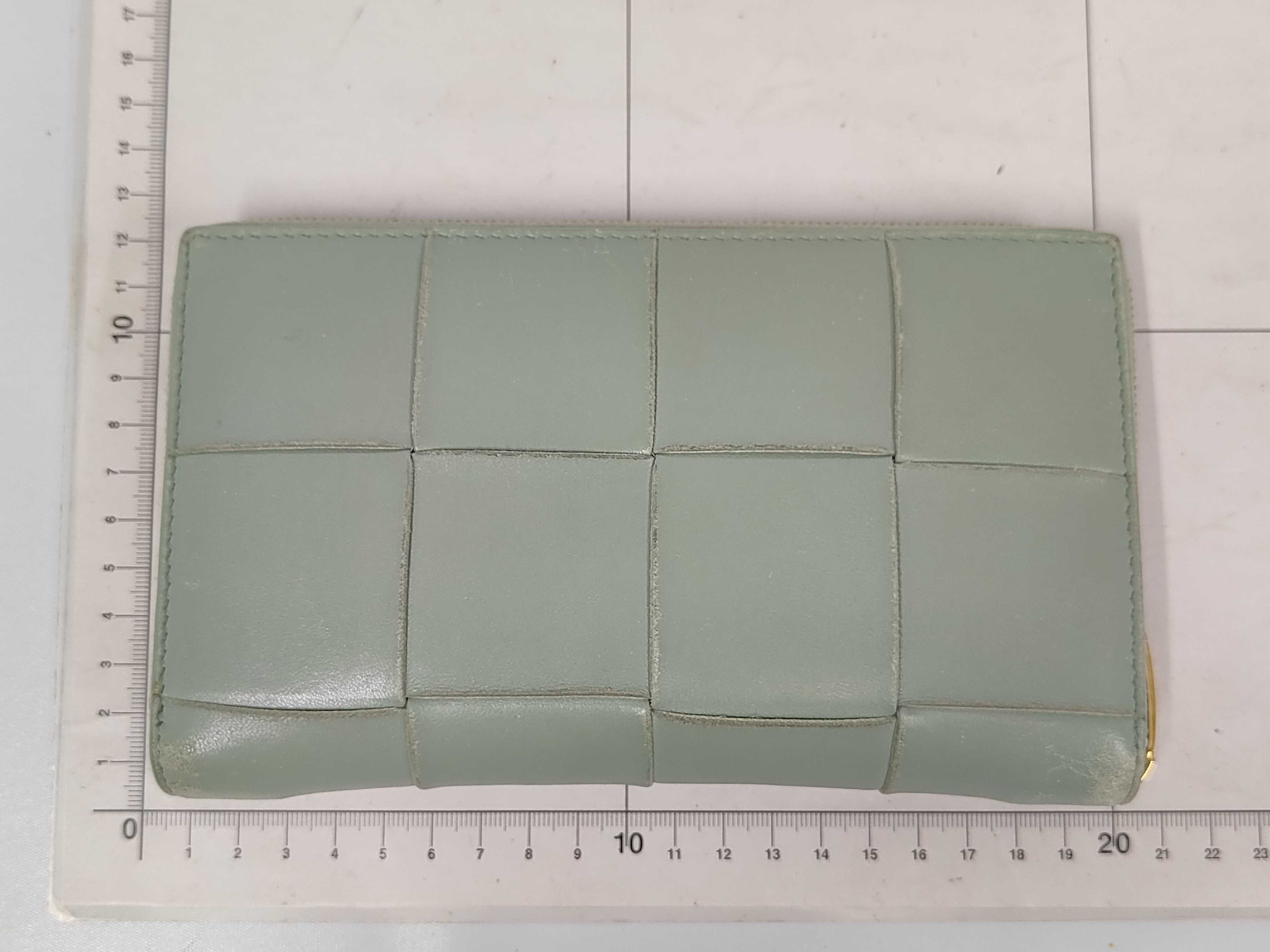 Intrecciato Zippy Wallet Green — view 2