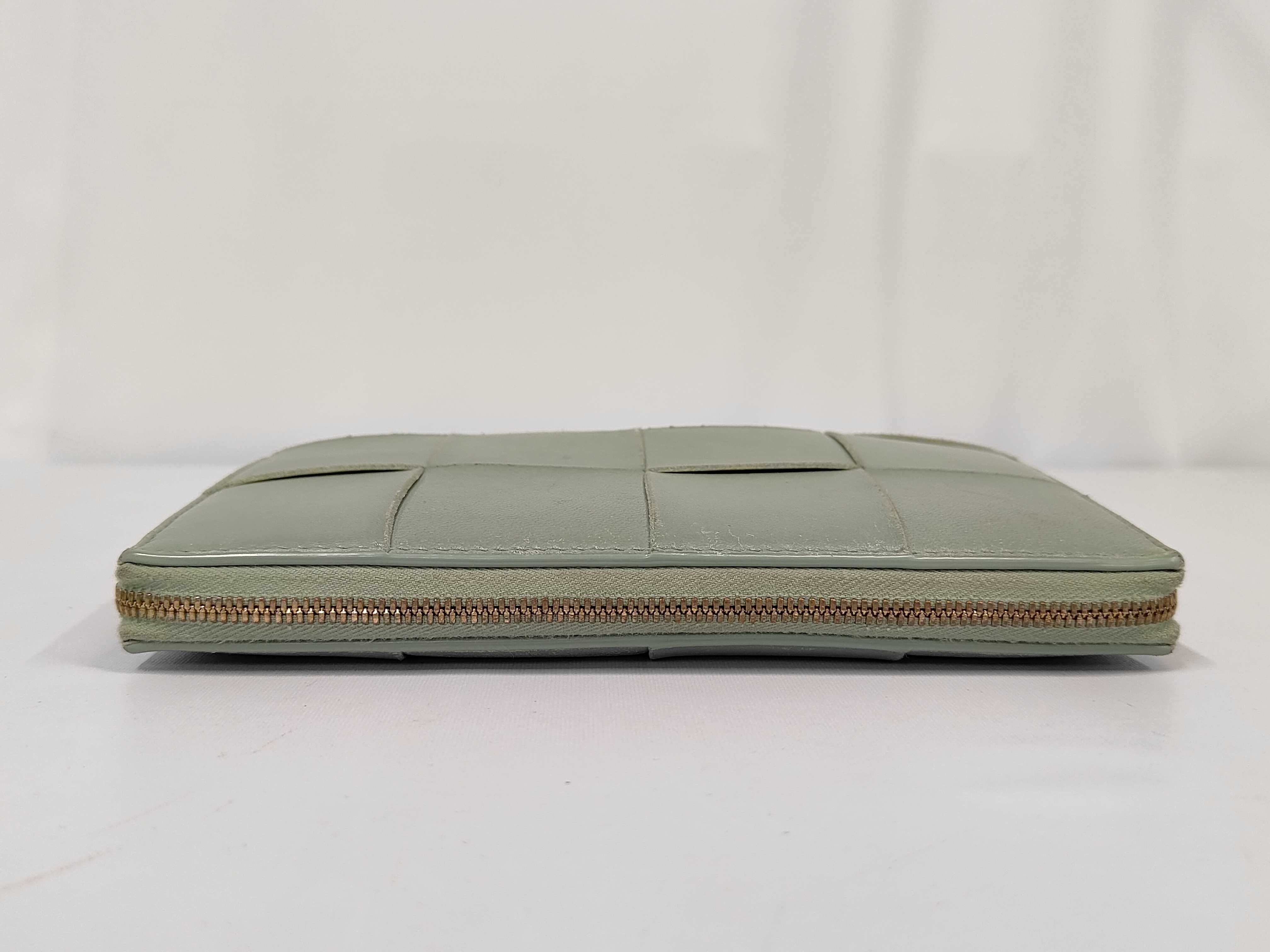 Intrecciato Zippy Wallet Green — view 6
