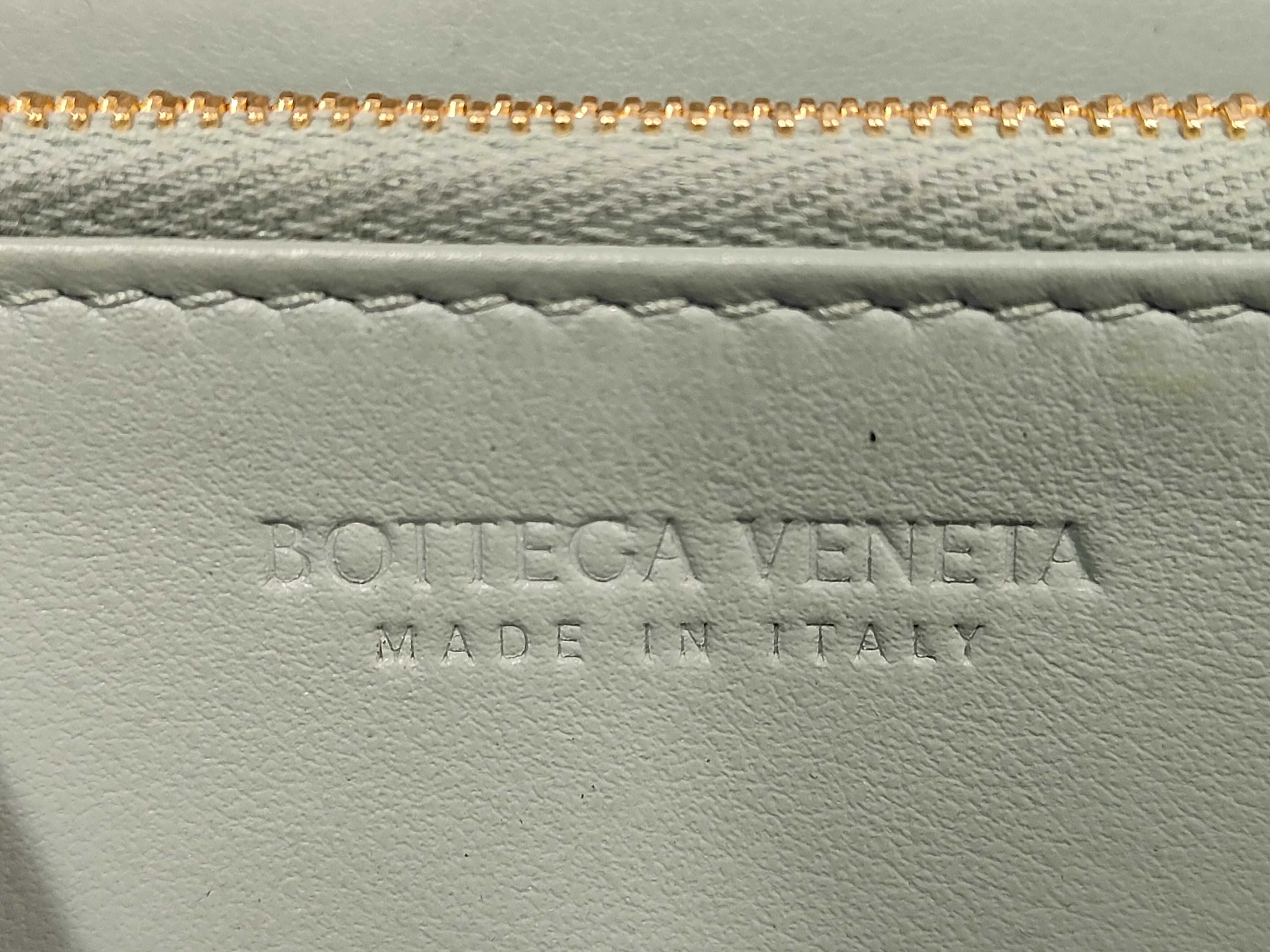 Intrecciato Zippy Wallet Green — view 9