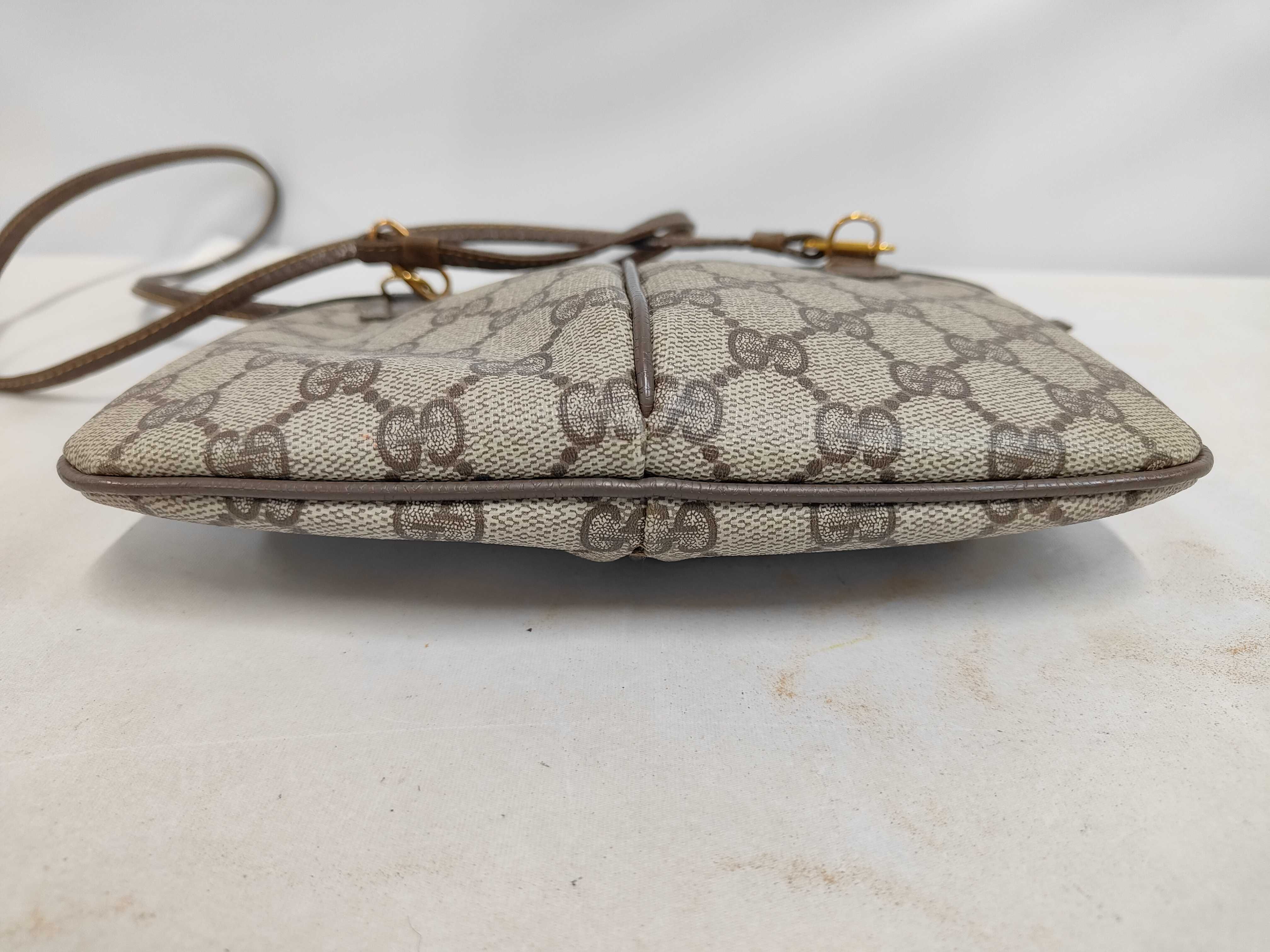 GG Supreme Old Gucci Sherry Shoulder Bag — view 4