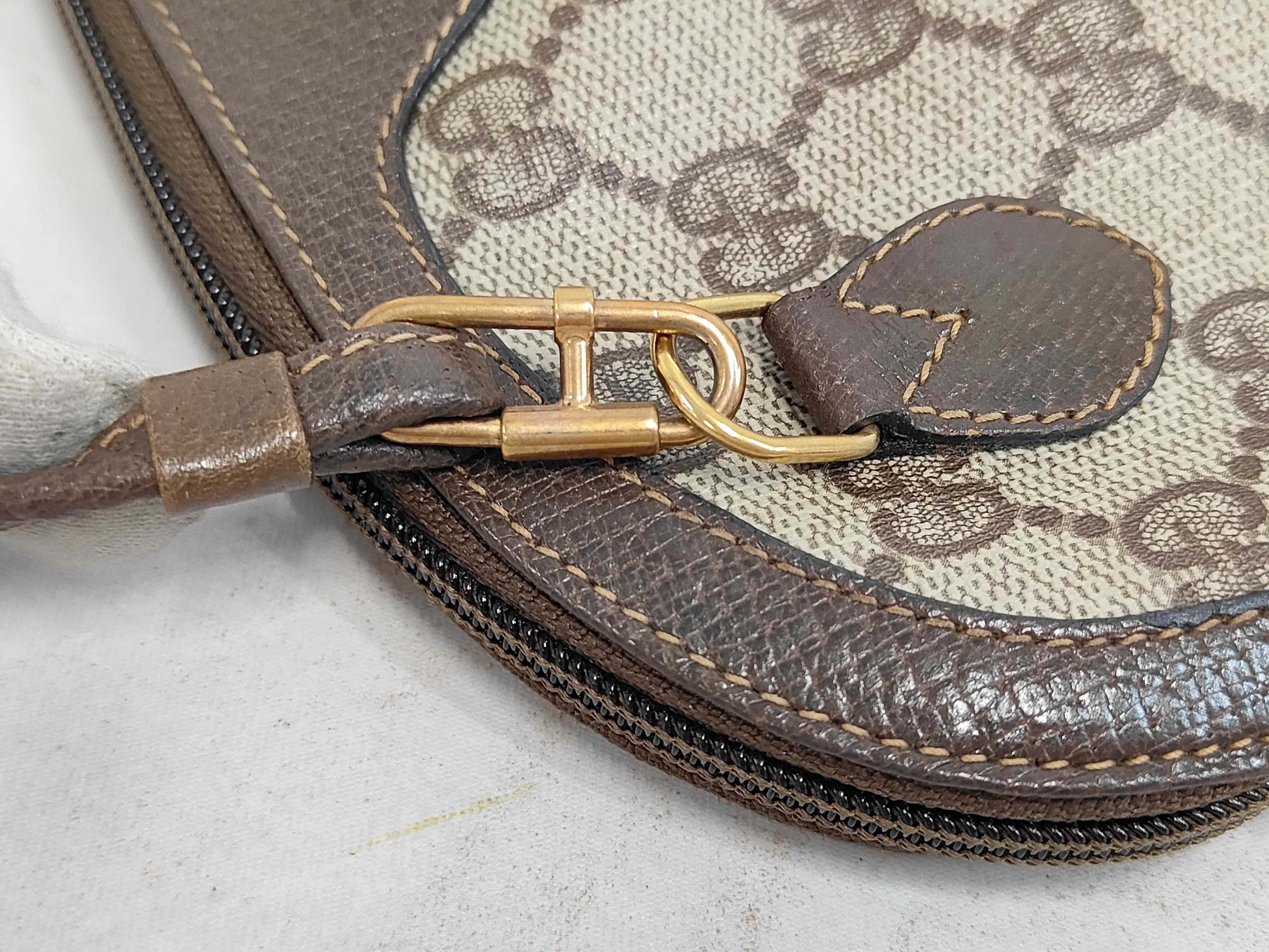 GG Supreme Old Gucci Sherry Shoulder Bag — view 7