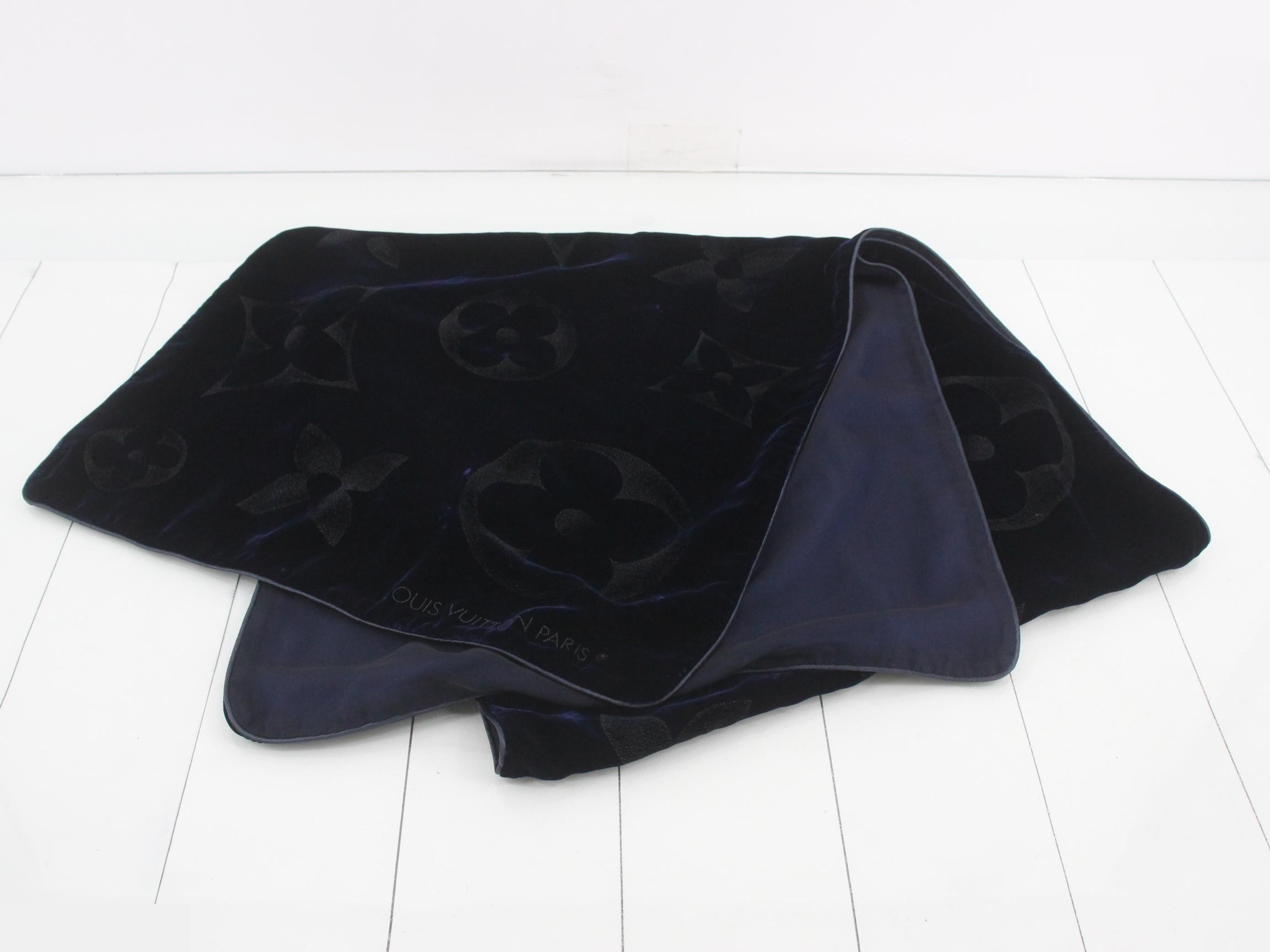Echarpe velvet scarf, navy — view 2