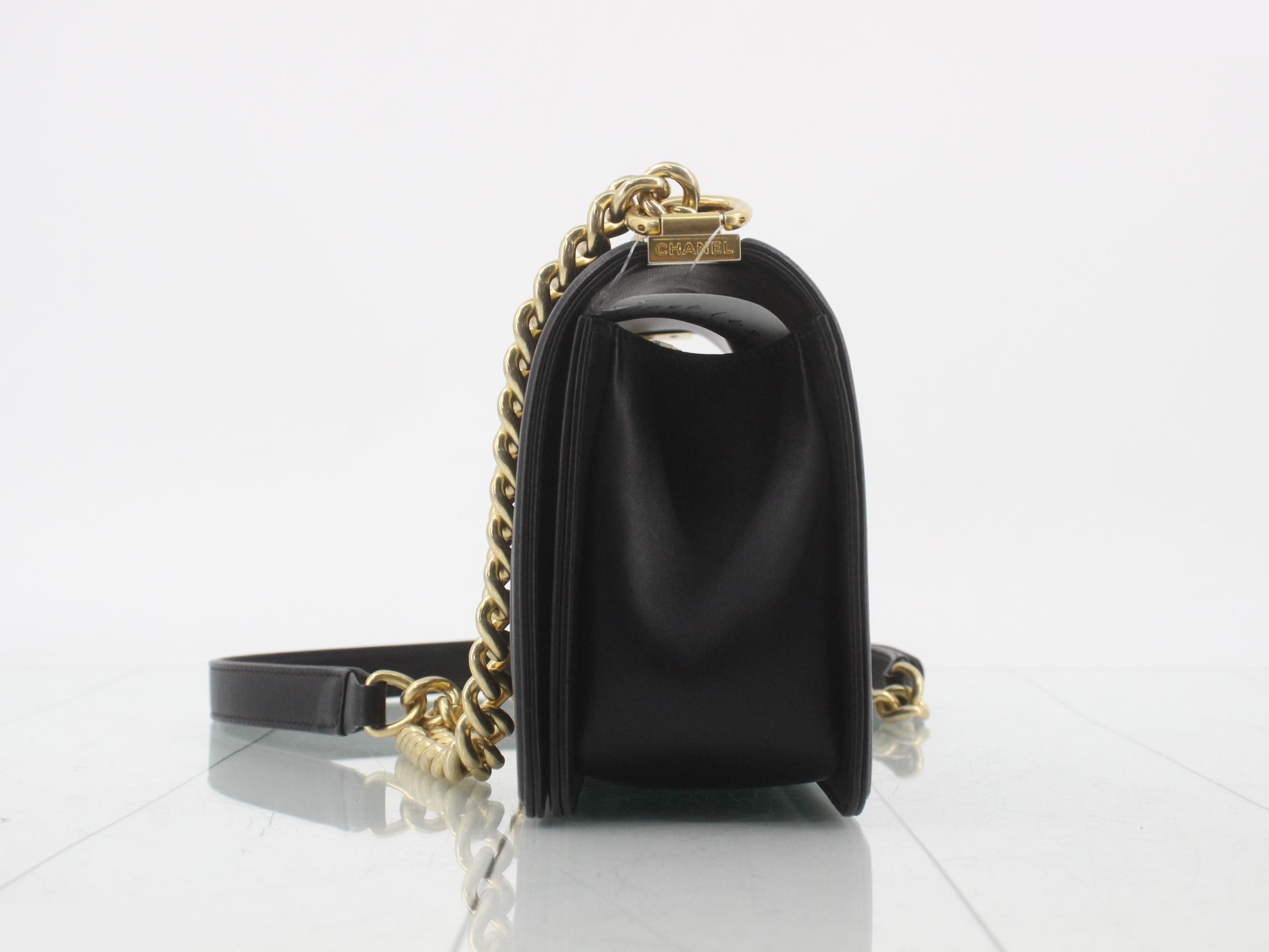 Matelassé (bag) - Shoulder bag — view 3