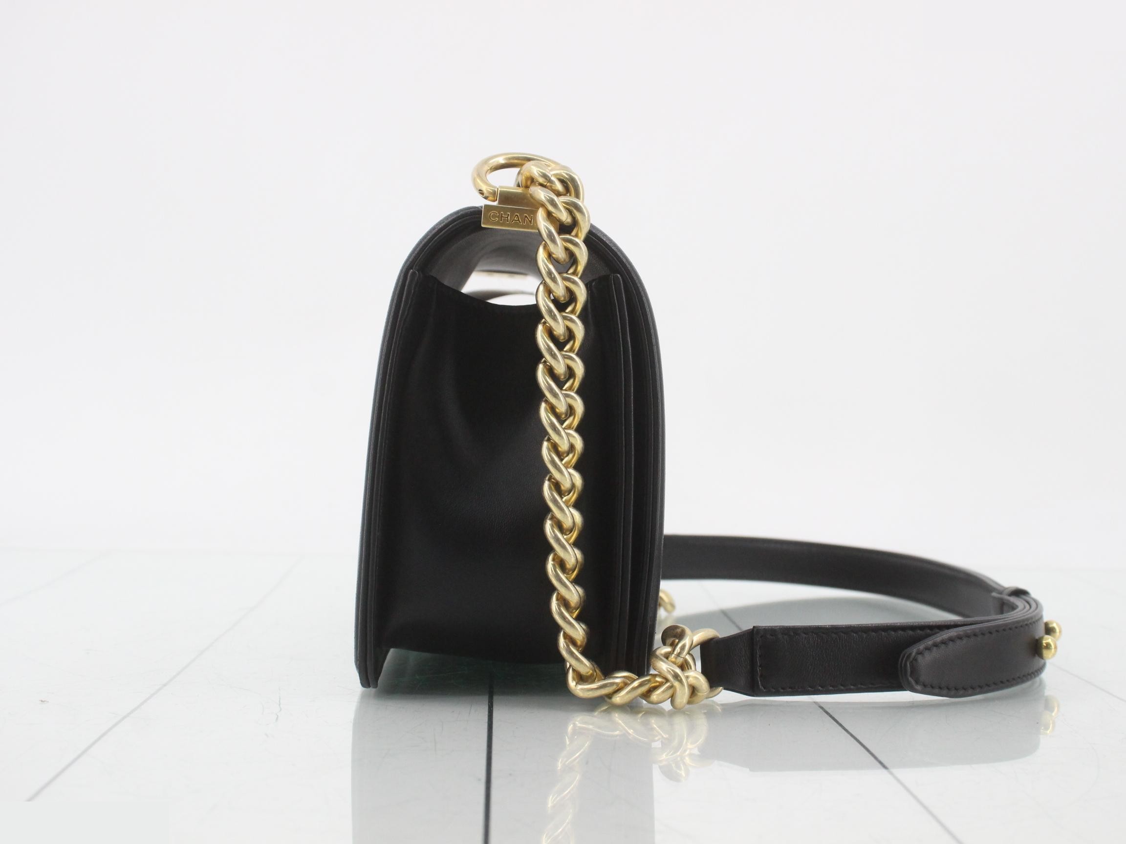 Matelassé (bag) - Shoulder bag — view 4