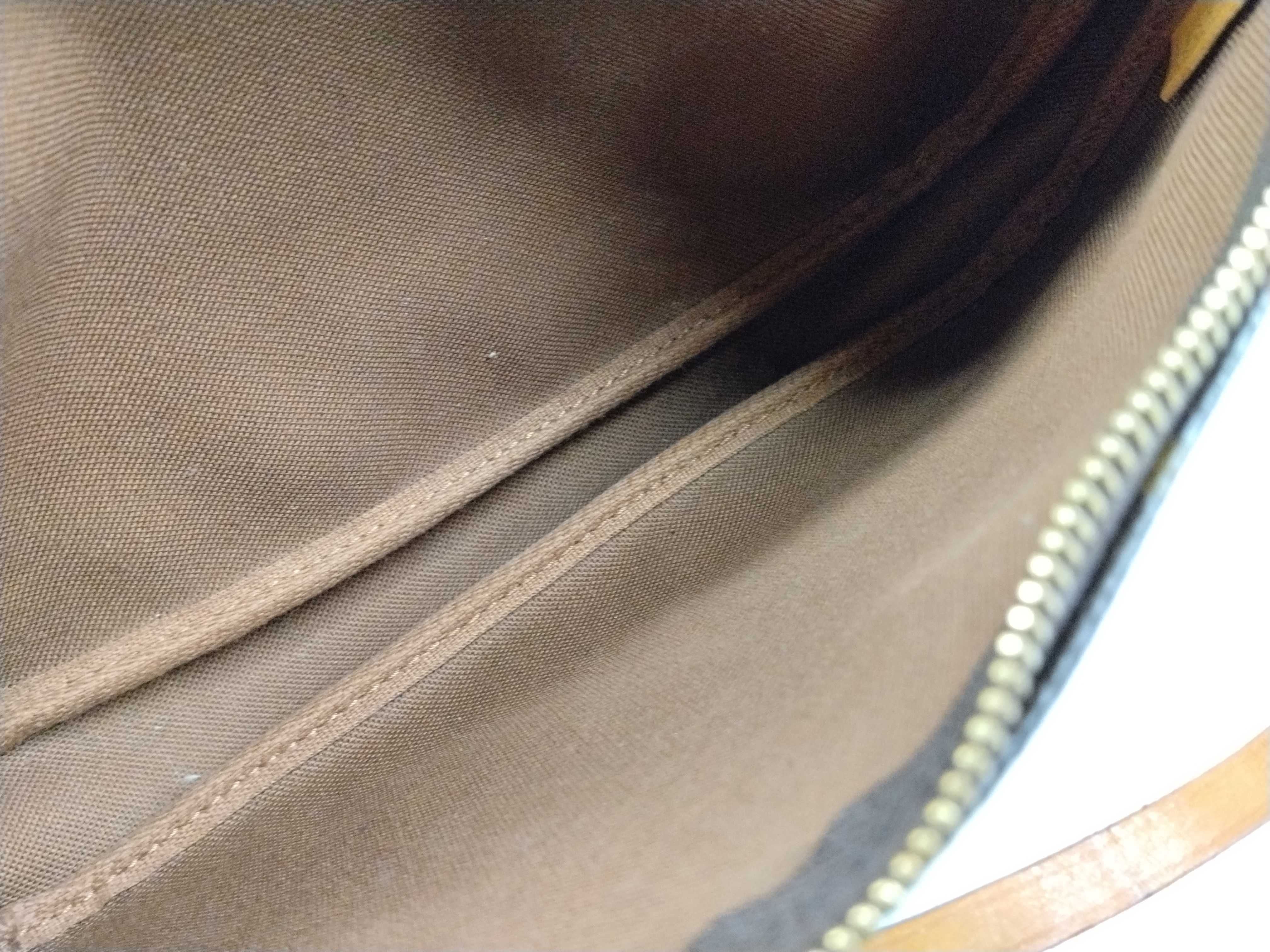 Monogram Accessoires Pouch — view 11