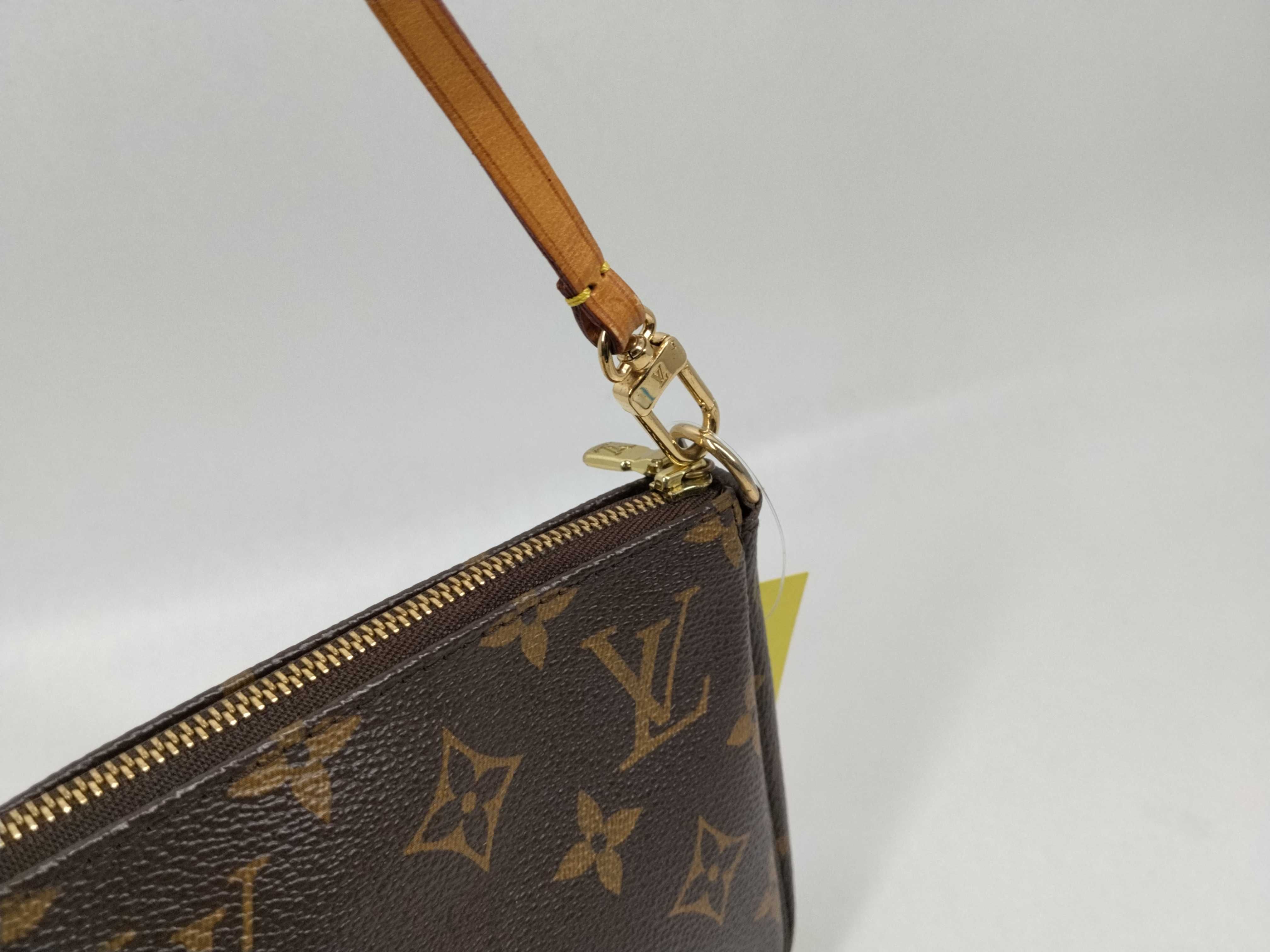 Monogram Accessoires Pouch — view 5