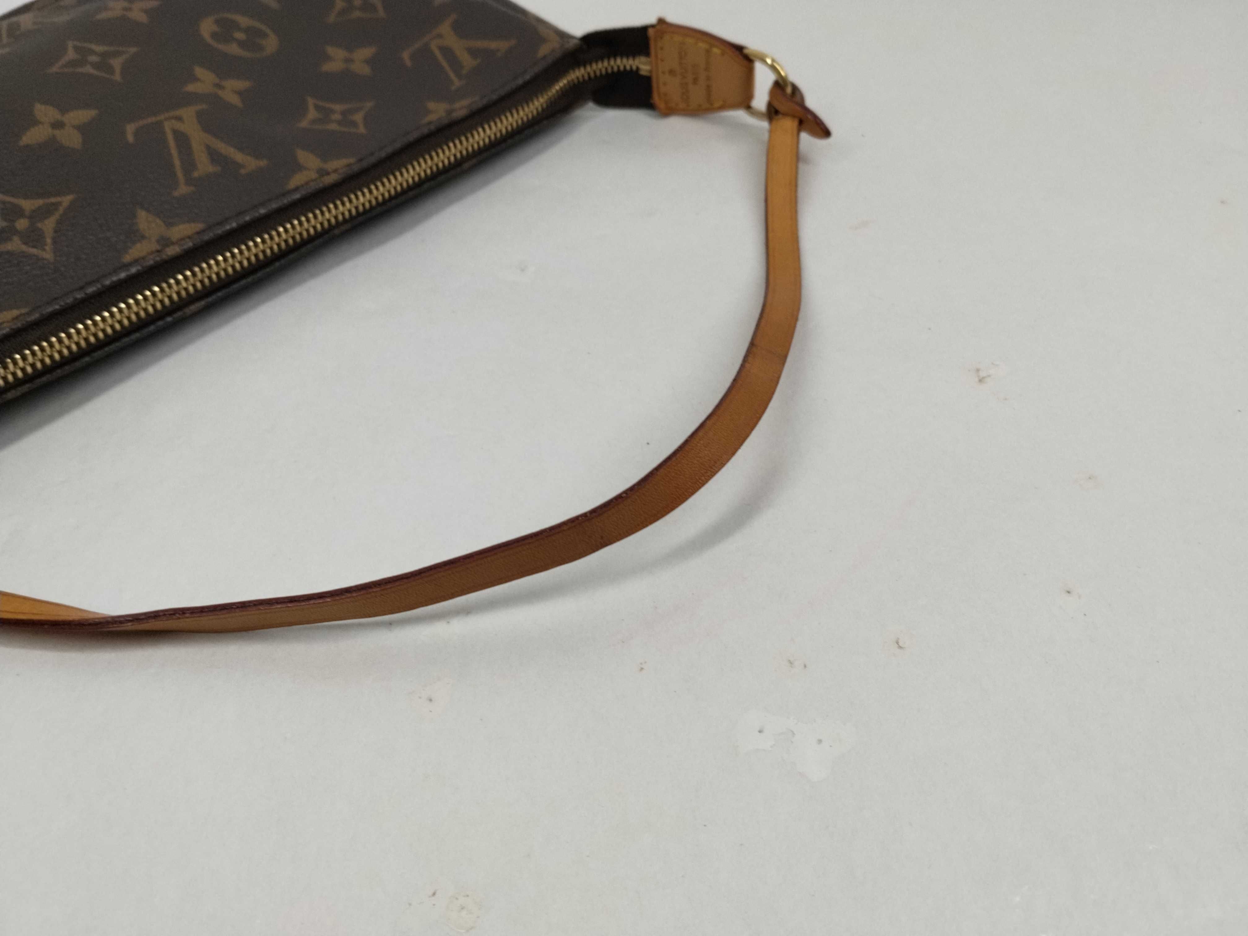 Monogram Accessoires Pouch — view 7