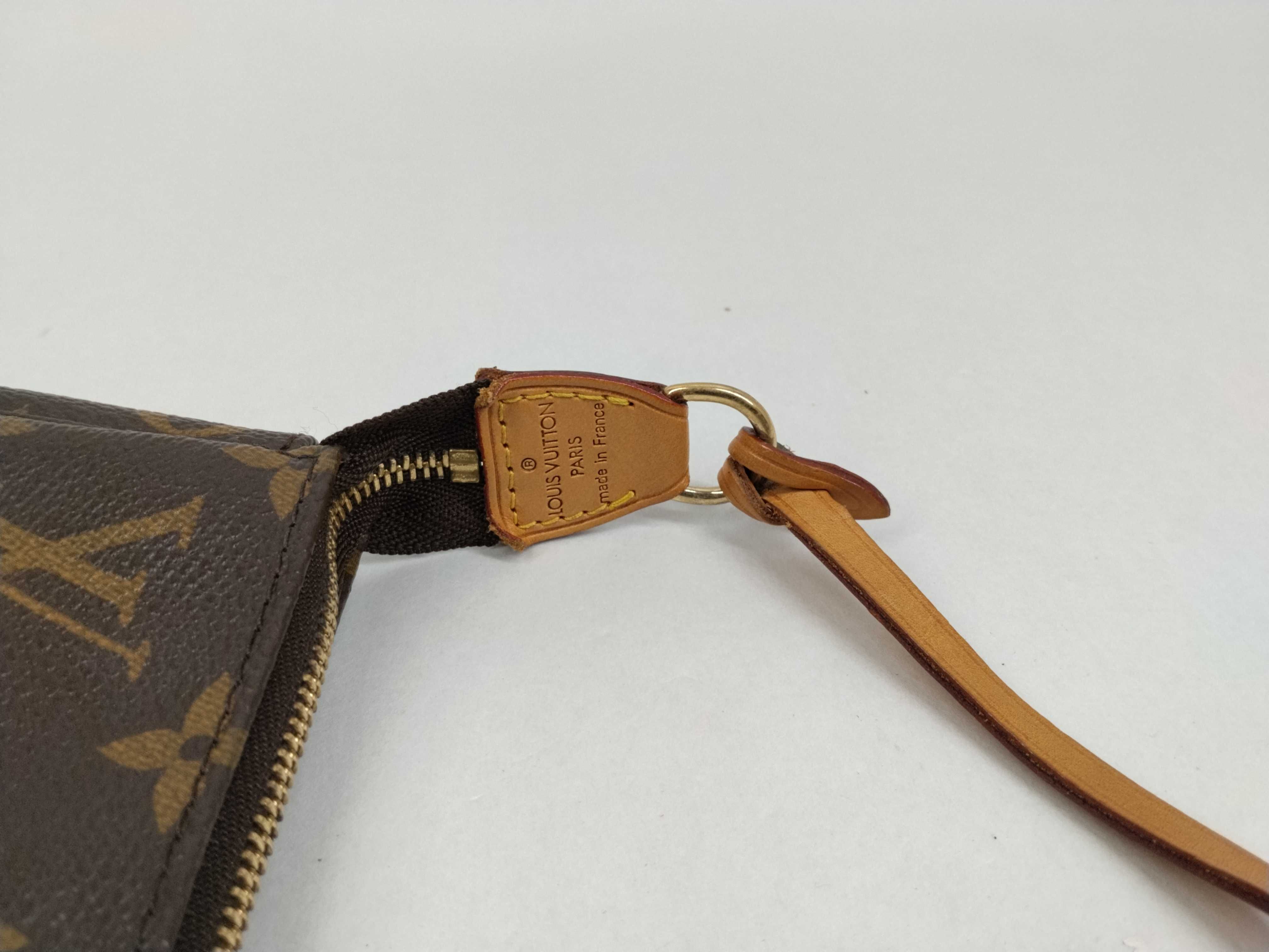 Monogram Accessoires Pouch — view 8