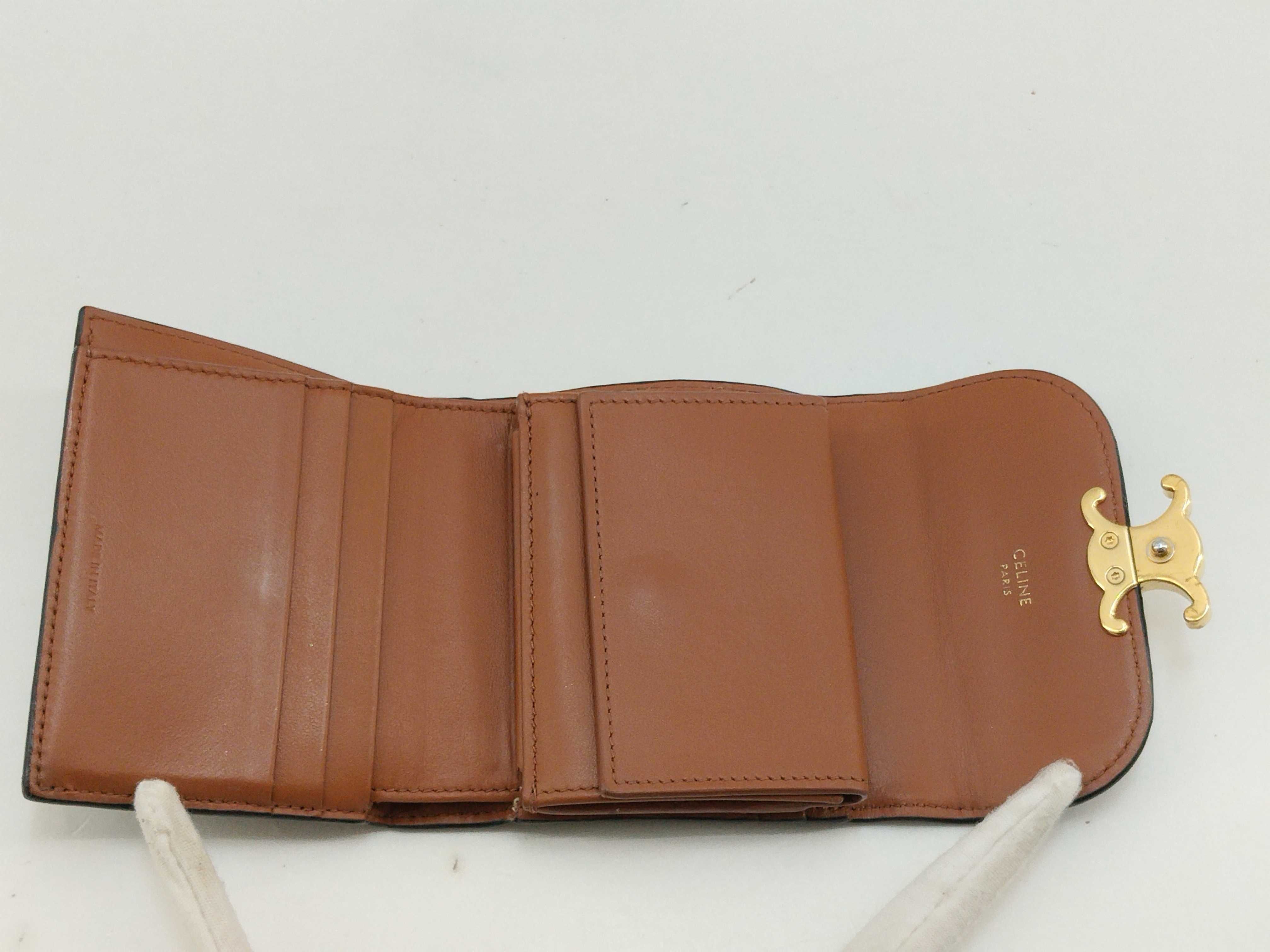 Triomphe Logo Compact Wallet Folding Wallet — view 9