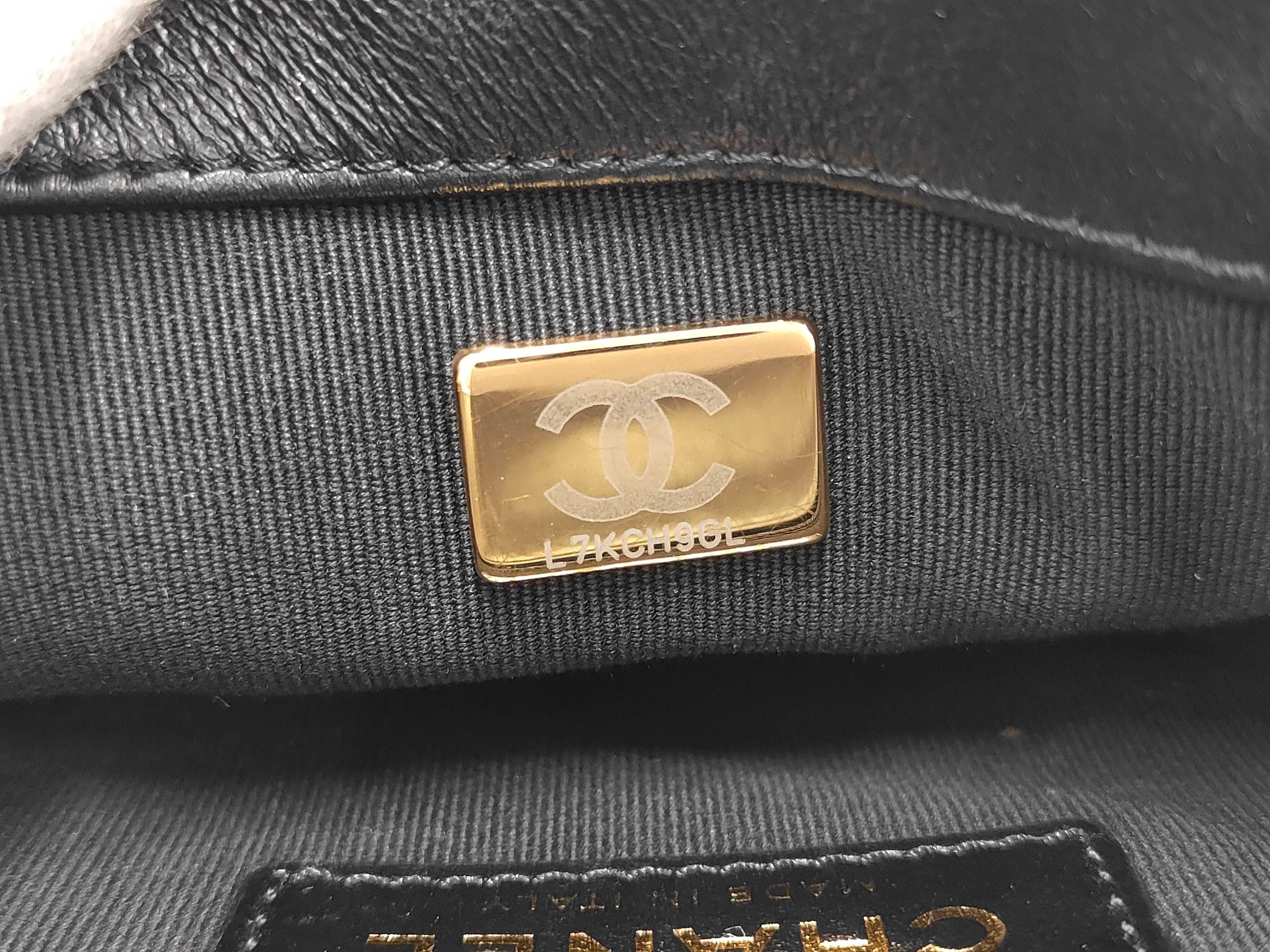 CHANEL19 Matelassé Chain Shoulder Bag Lambskin Black Gold and Silver Hardware Shoulder Bag — view 9