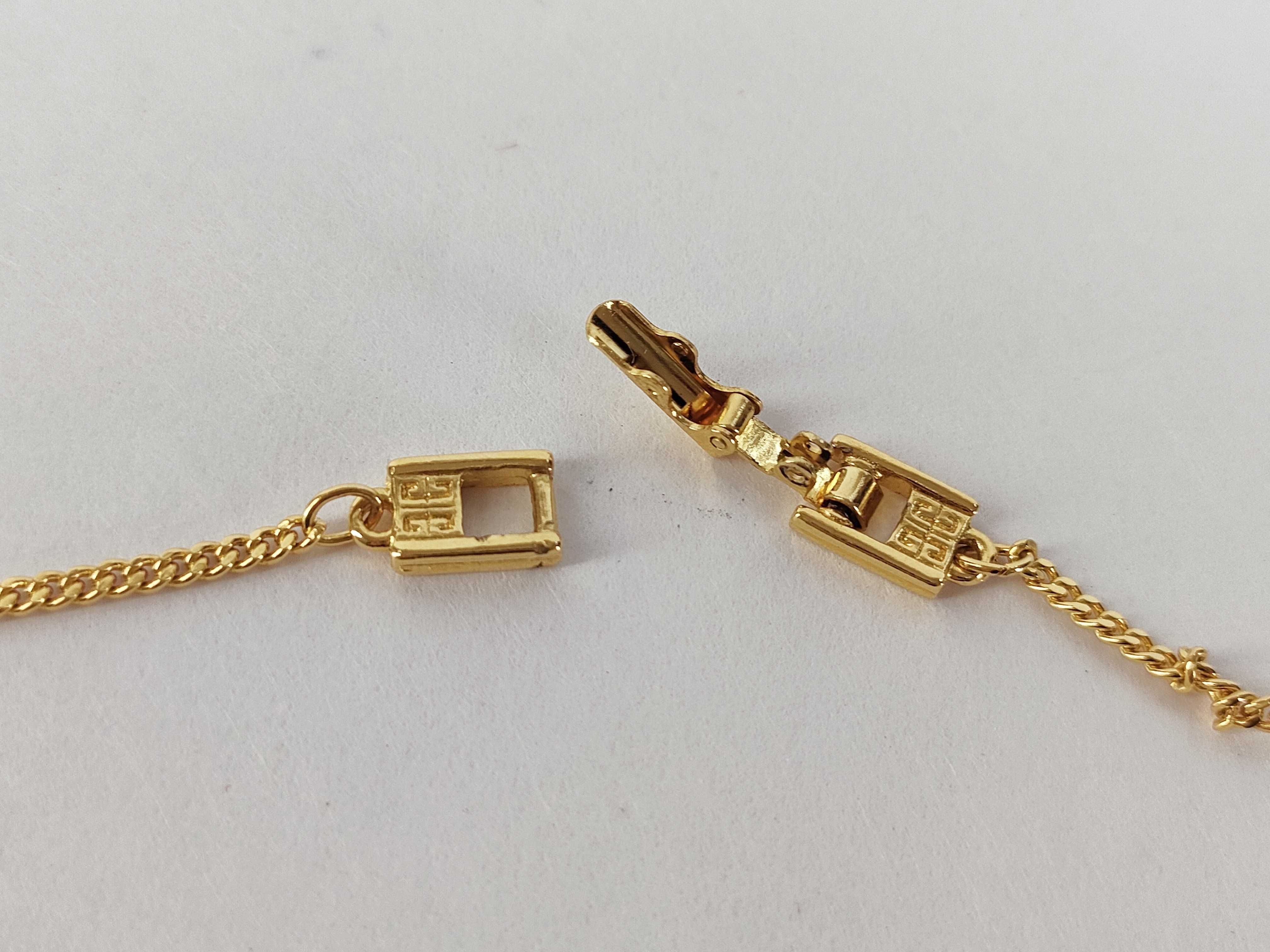 Heart Logo Rhinestone Gold Necklace — view 5