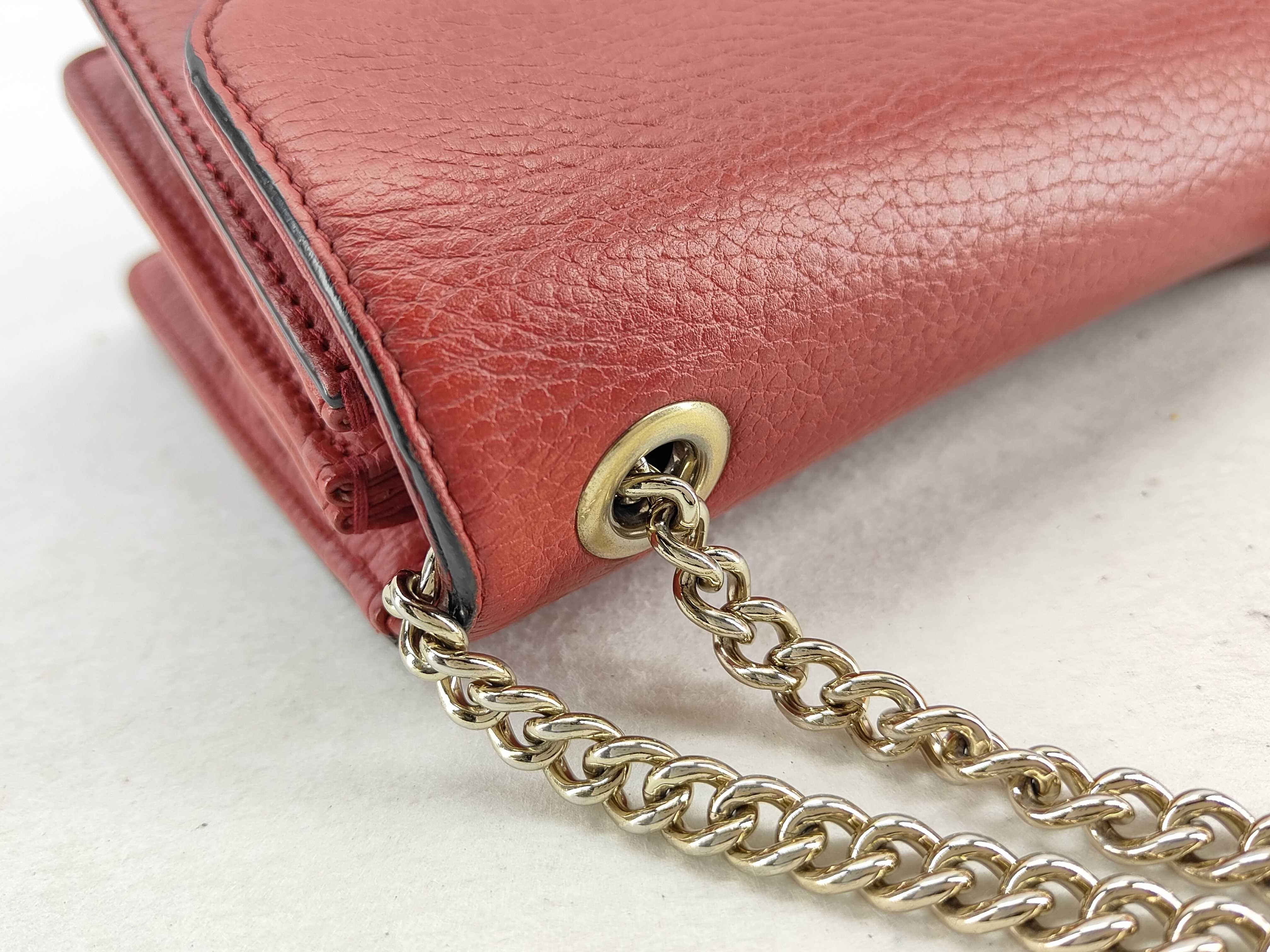 Interlocking Chain Shoulder Bag — view 7