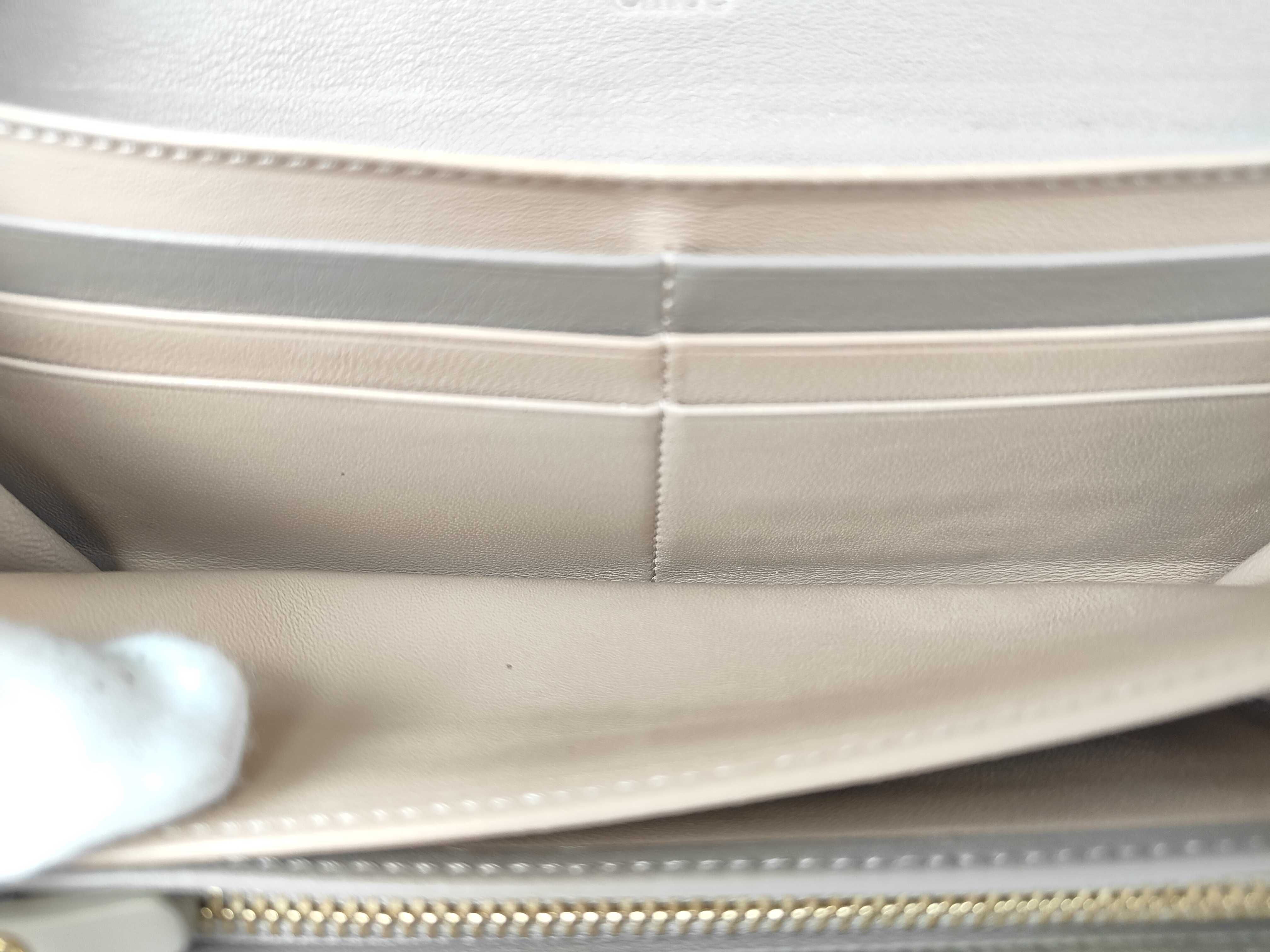 long wallet — view 11