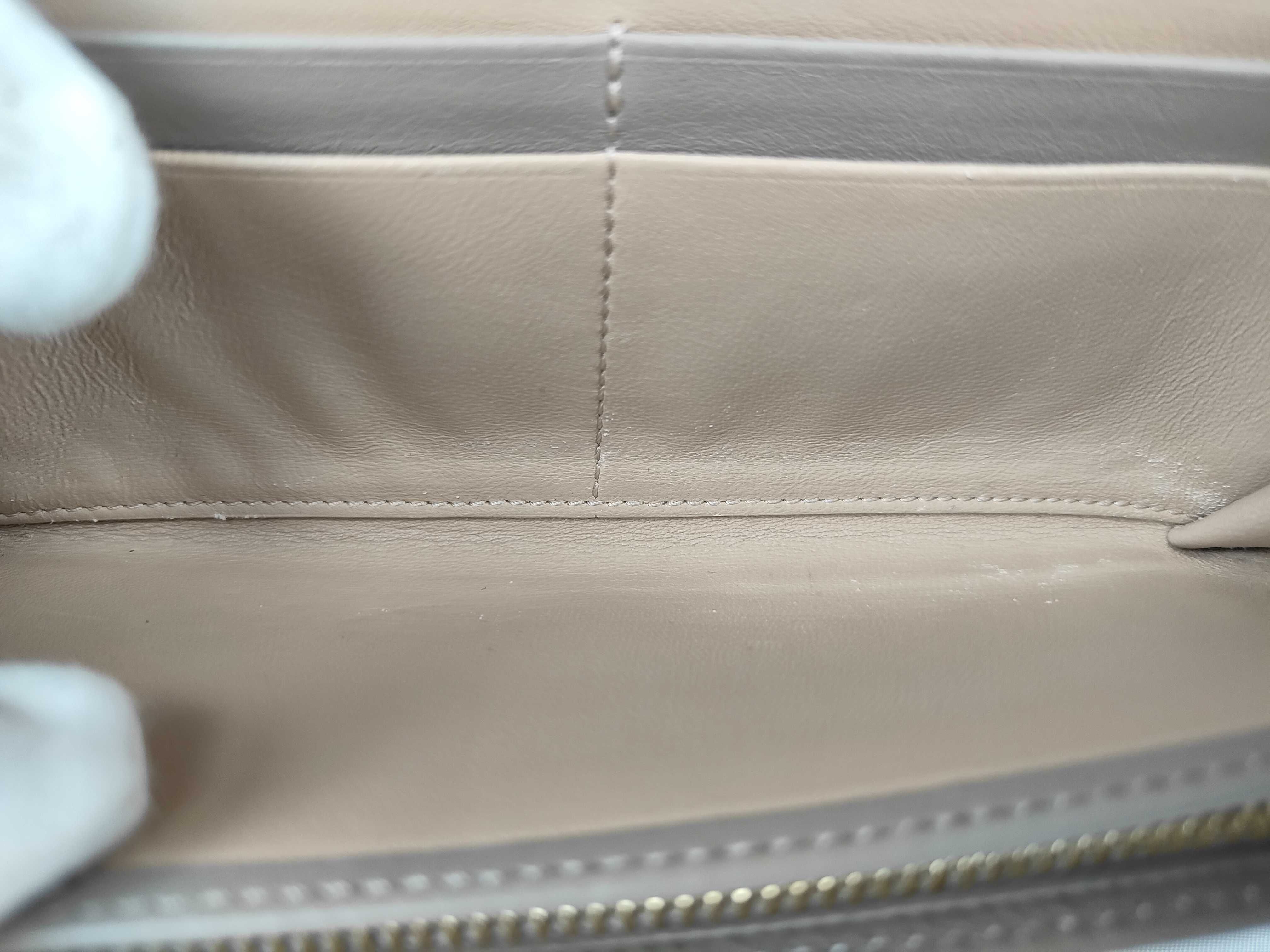 long wallet — view 13