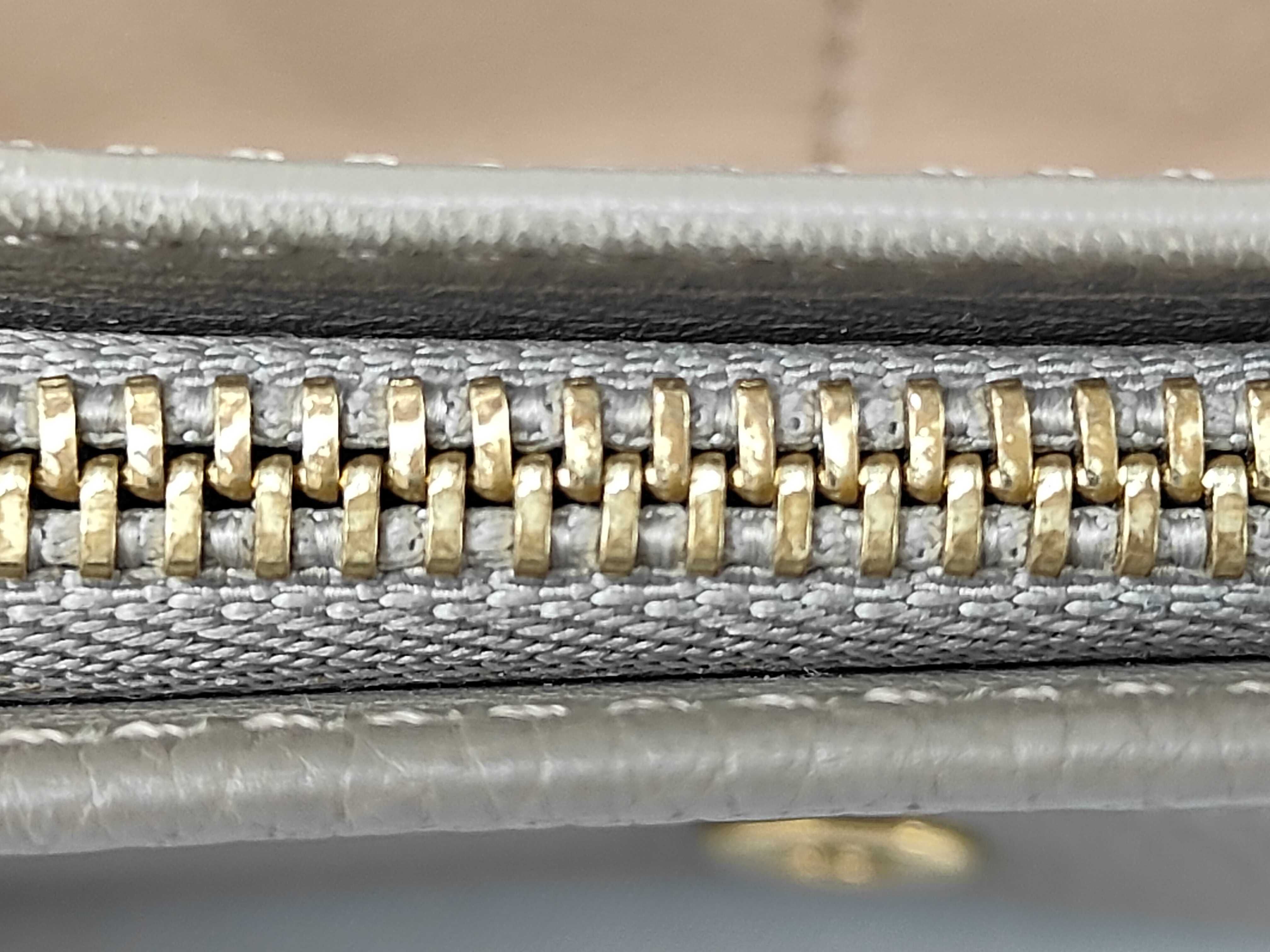 long wallet — view 14